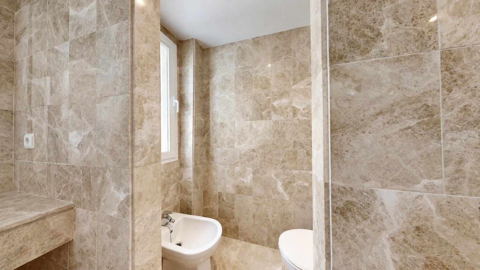 Duplex Penthouse with Tourist Licence in Los Naranjos de Marbella, Nueva Andalucía