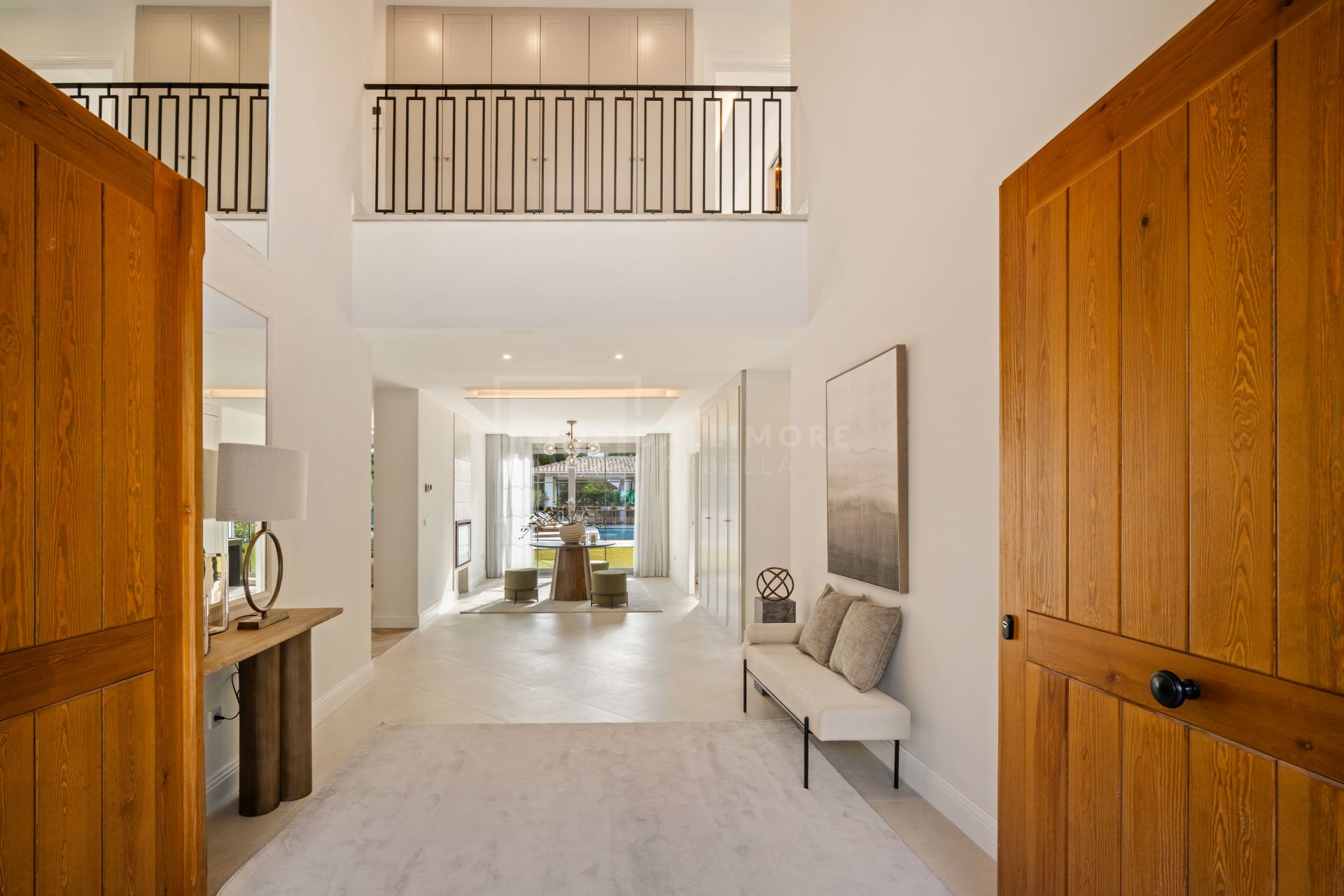 Beautifully Crafted Villa with Private Pool, Gym and Wine Cellar