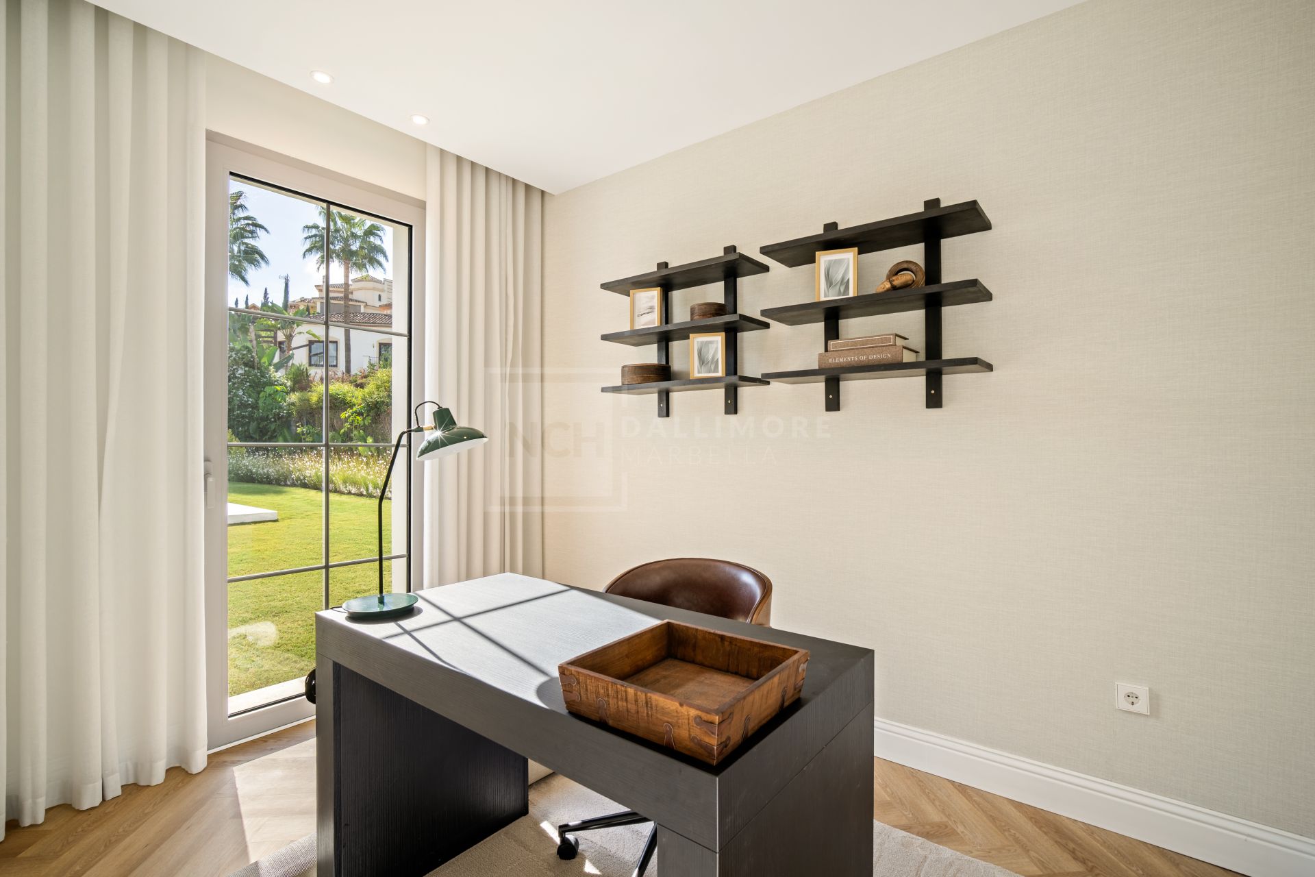 Beautifully Crafted Villa with Private Pool, Gym and Wine Cellar