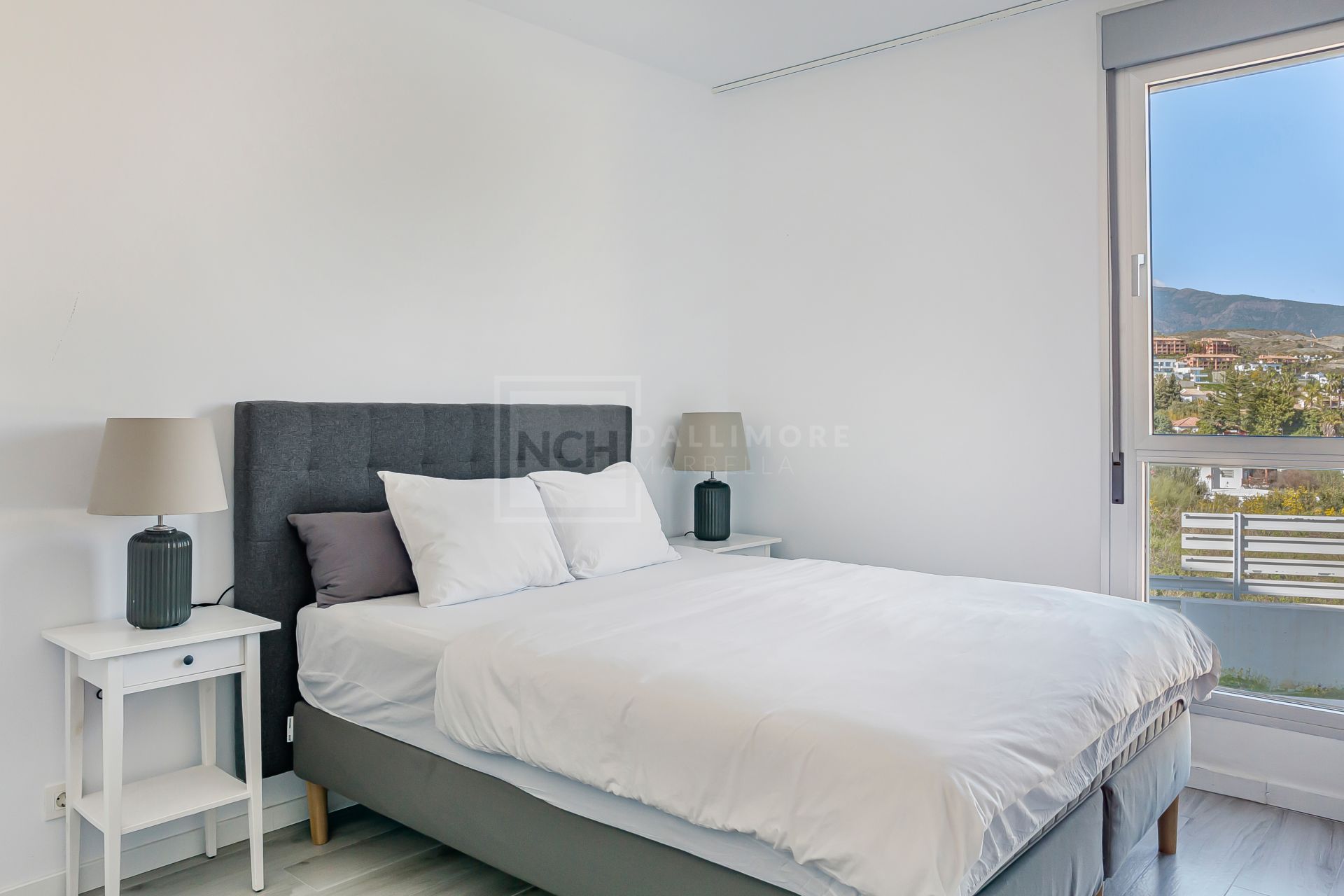 Moderno Apartamento de 3 Dormitorios en Oceana Views, Cancelada
