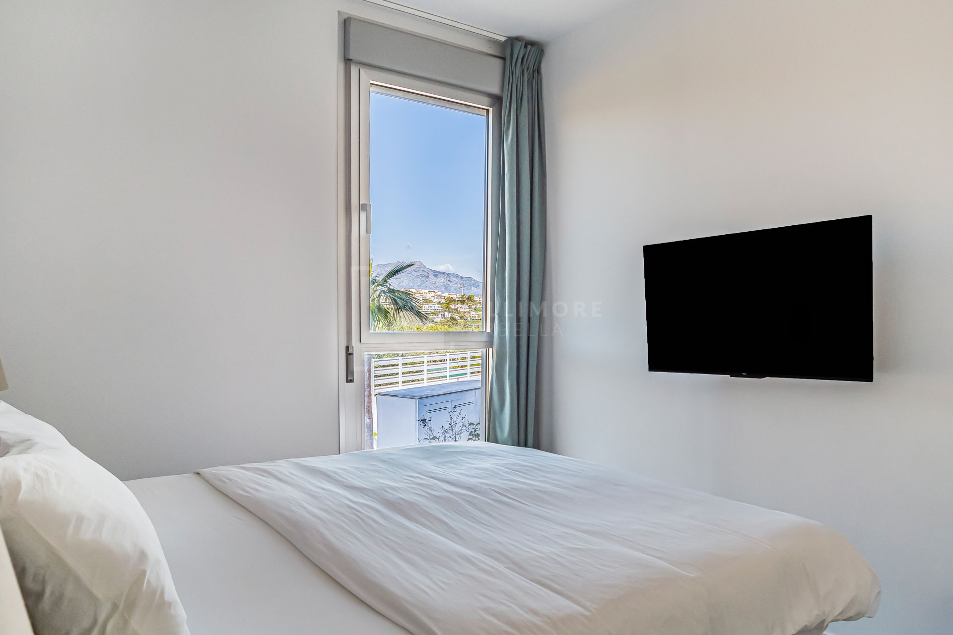 Moderno Apartamento de 3 Dormitorios en Oceana Views, Cancelada