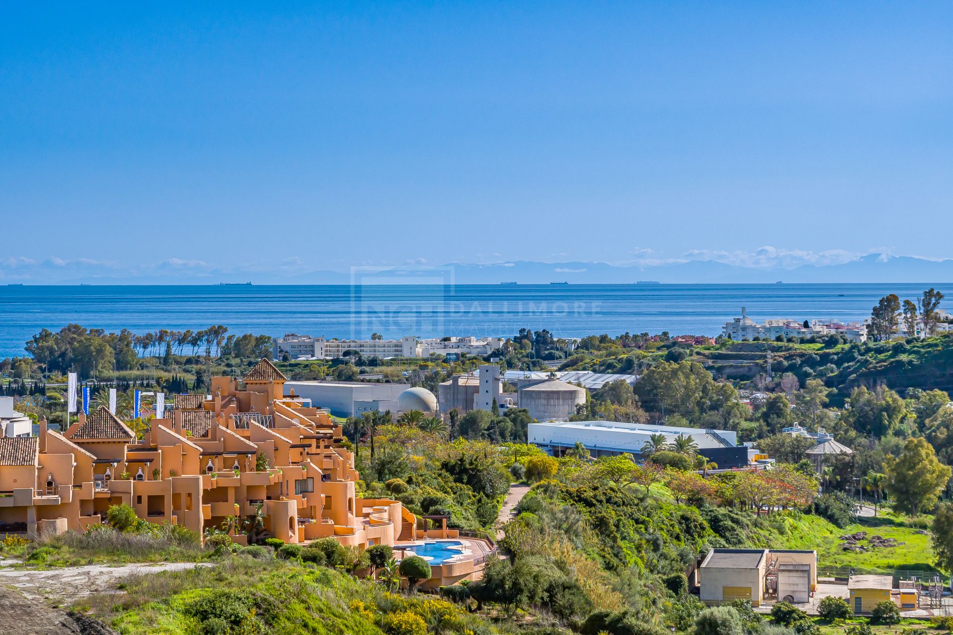 Moderno Apartamento de 3 Dormitorios en Oceana Views, Cancelada