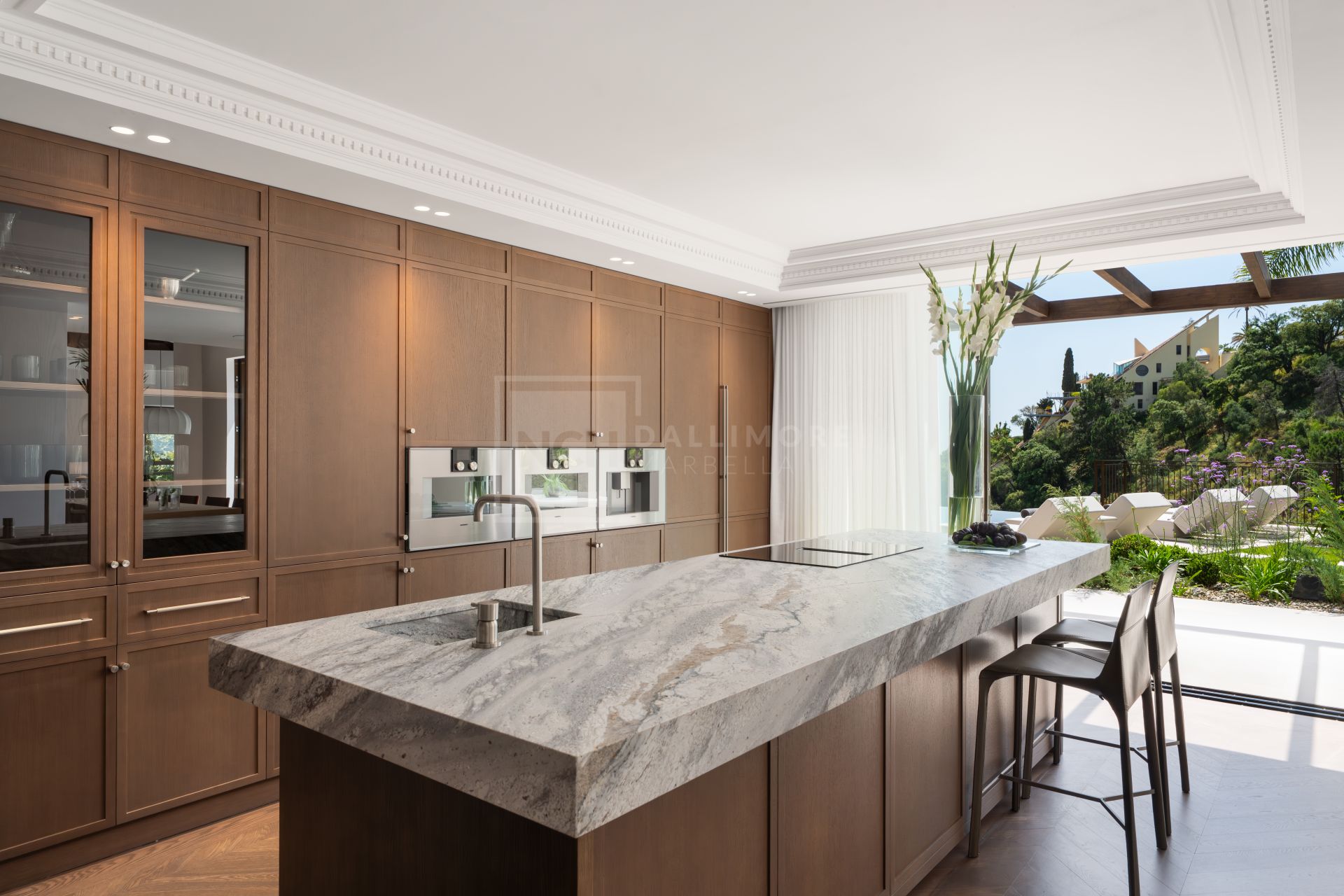 Refined Mediterranean Living With Panoramic Sea and Mountain Views