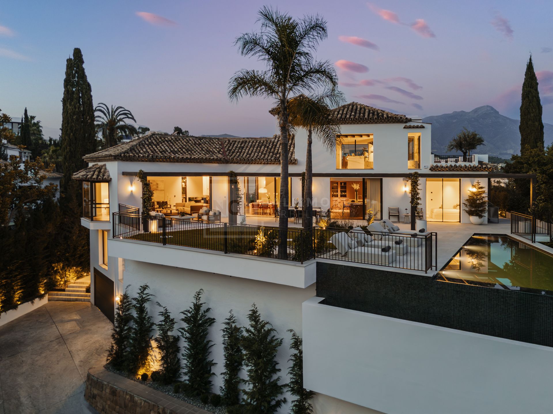 Refined Mediterranean Living With Panoramic Sea and Mountain Views