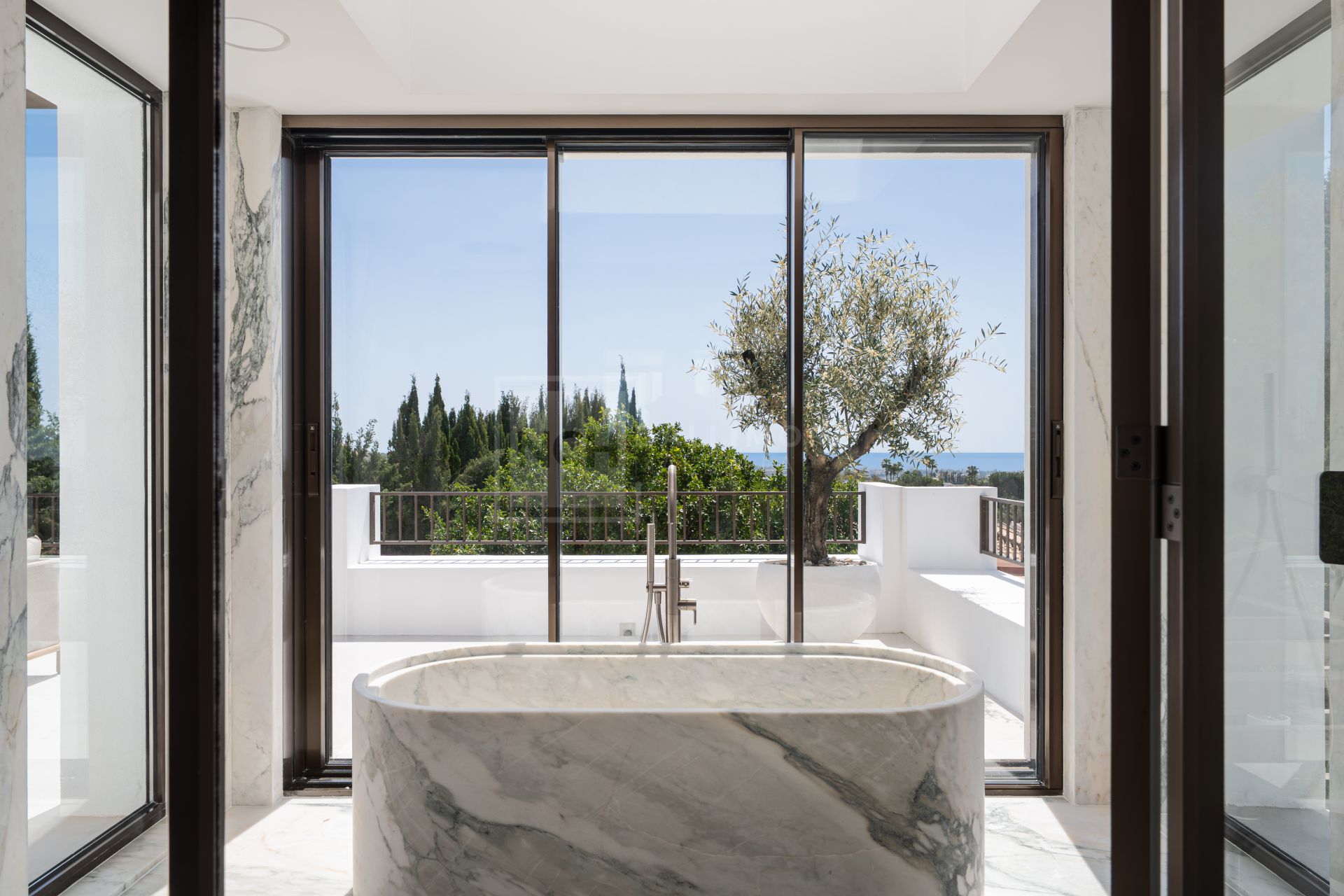 Refined Mediterranean Living With Panoramic Sea and Mountain Views