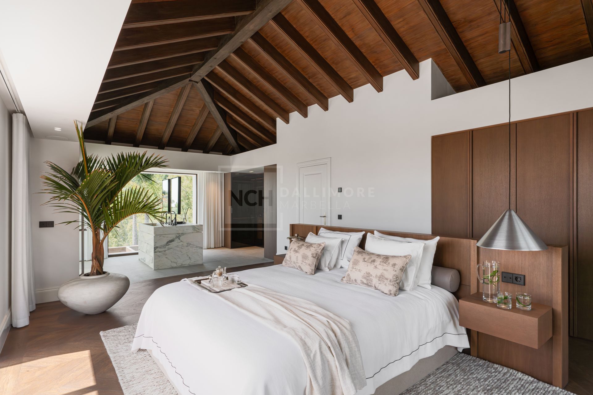 Refined Mediterranean Living With Panoramic Sea and Mountain Views