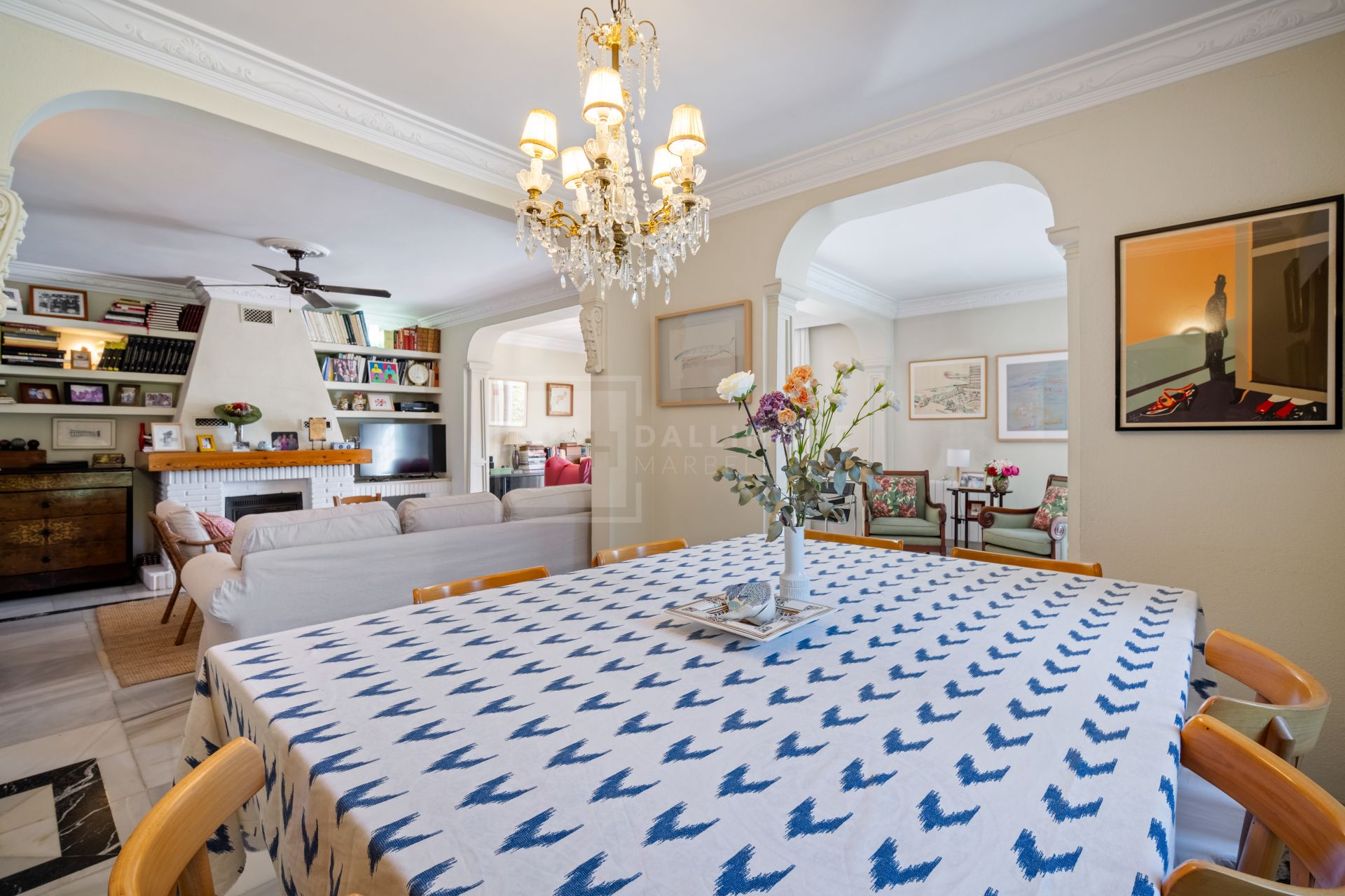 Mediterranean Charm, Privacy and Exceptional Potential near Marbella Centre