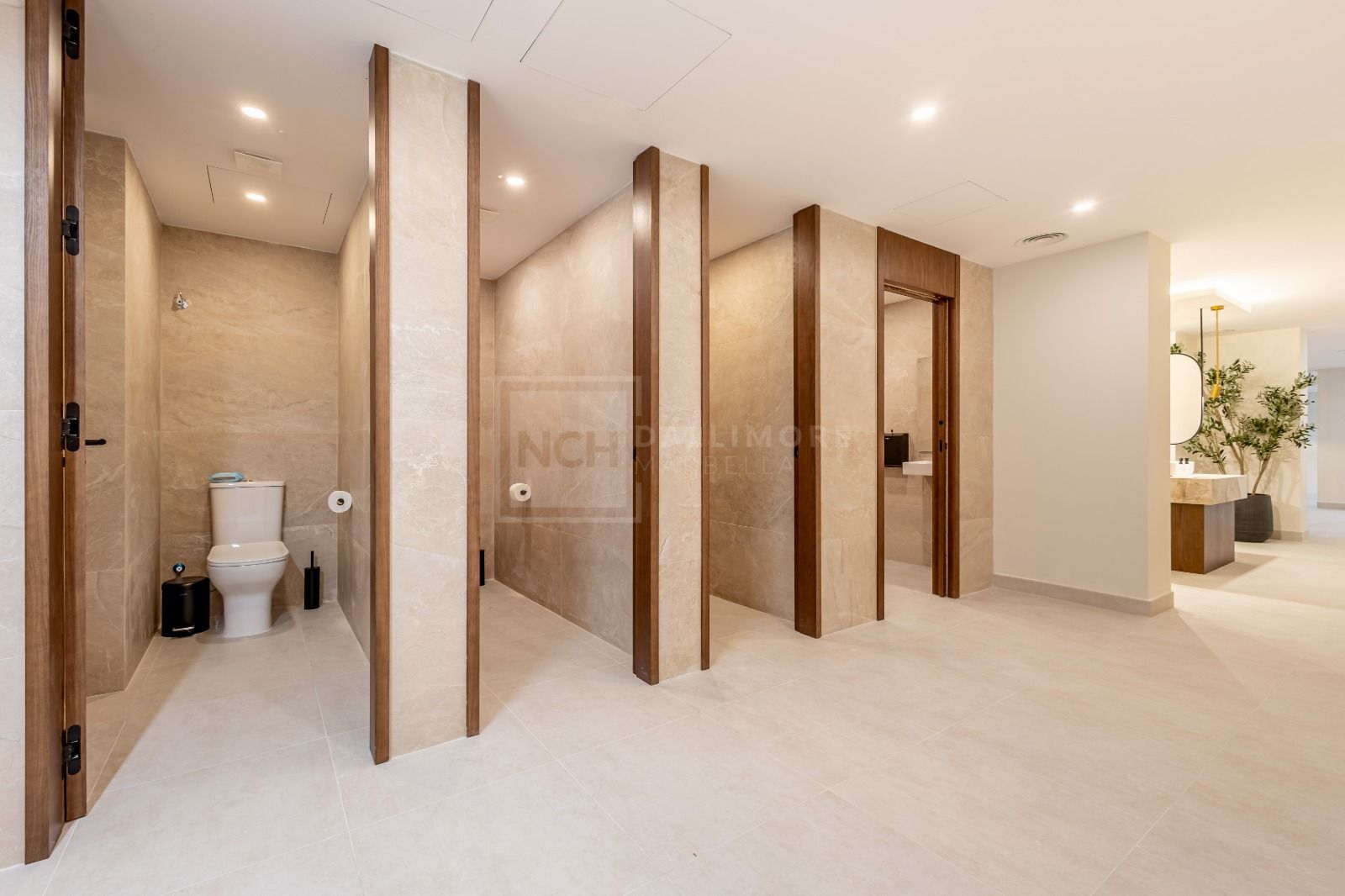 Moderno Apartamento con Magnífico Espacio Exterior en Lomas del Higuerón