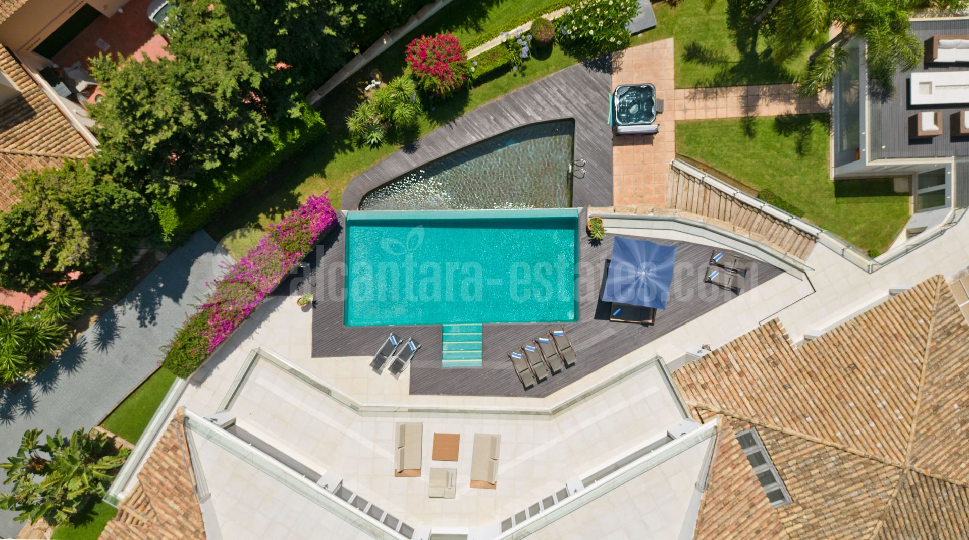 Villa in Hacienda las Chapas, Marbella