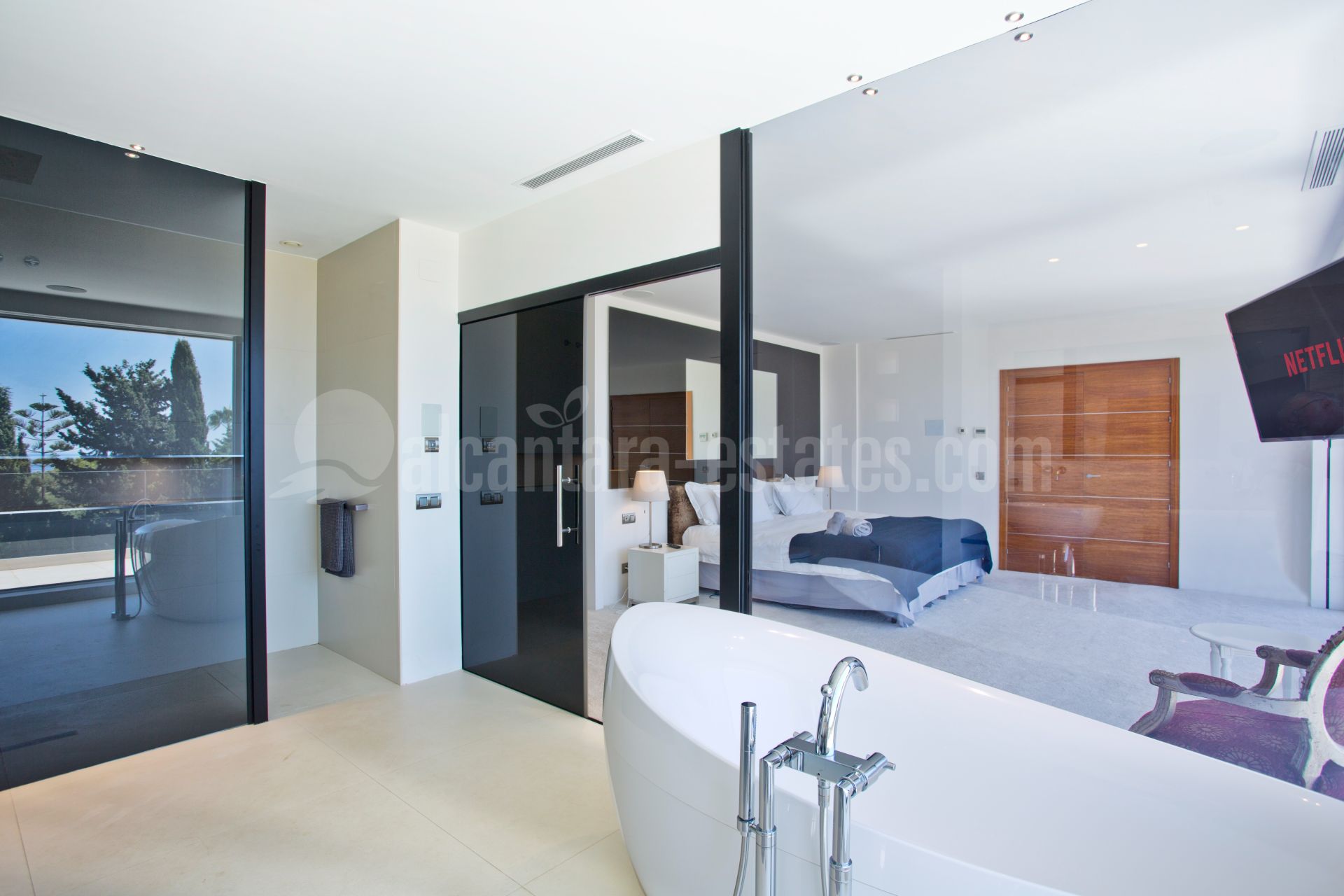 Villa in Hacienda las Chapas, Marbella
