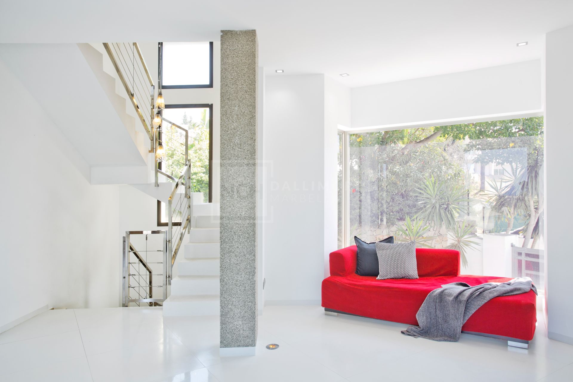 Rent-To-Buy Villa in Hacienda Las Chapas, Marbella East