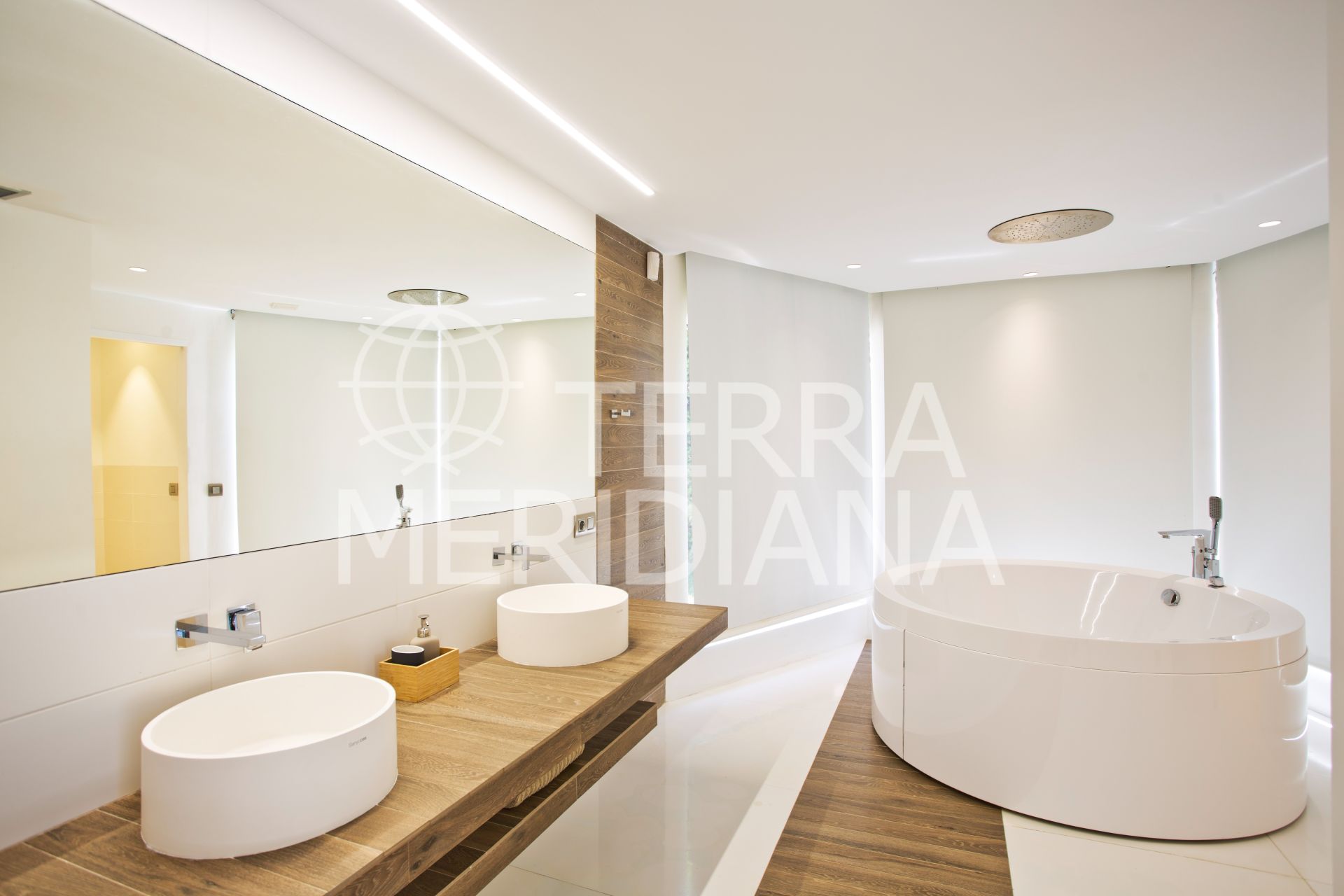 Villa in Hacienda las Chapas, Marbella