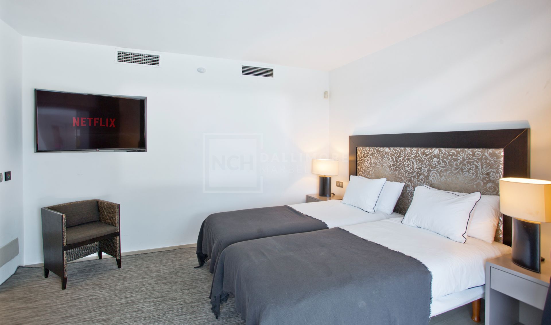Rent-To-Buy Villa in Hacienda Las Chapas, Marbella East