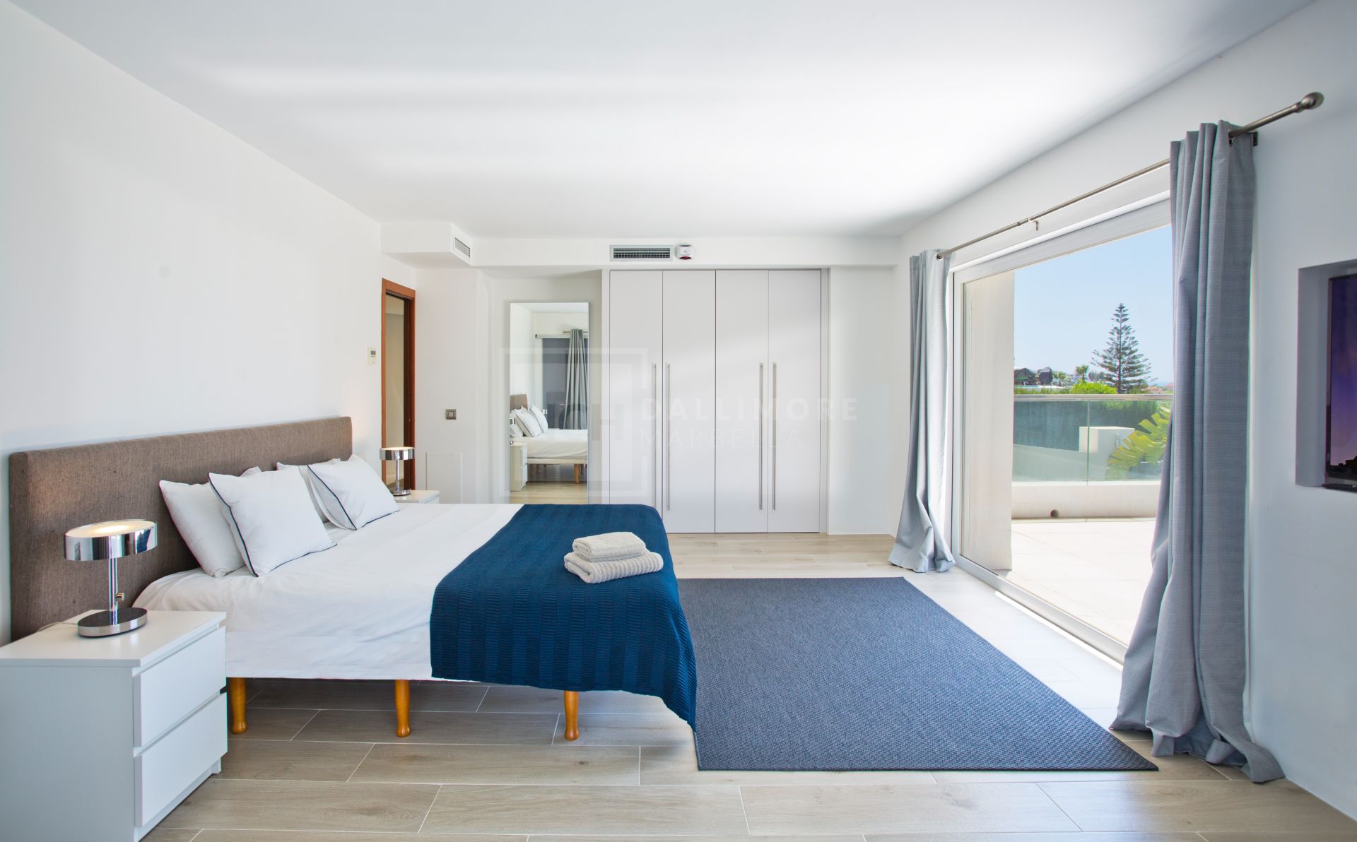 Rent-To-Buy Villa in Hacienda Las Chapas, Marbella East