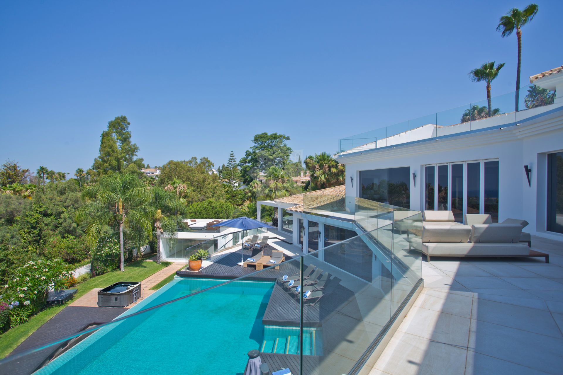 Villa in Hacienda las Chapas, Marbella