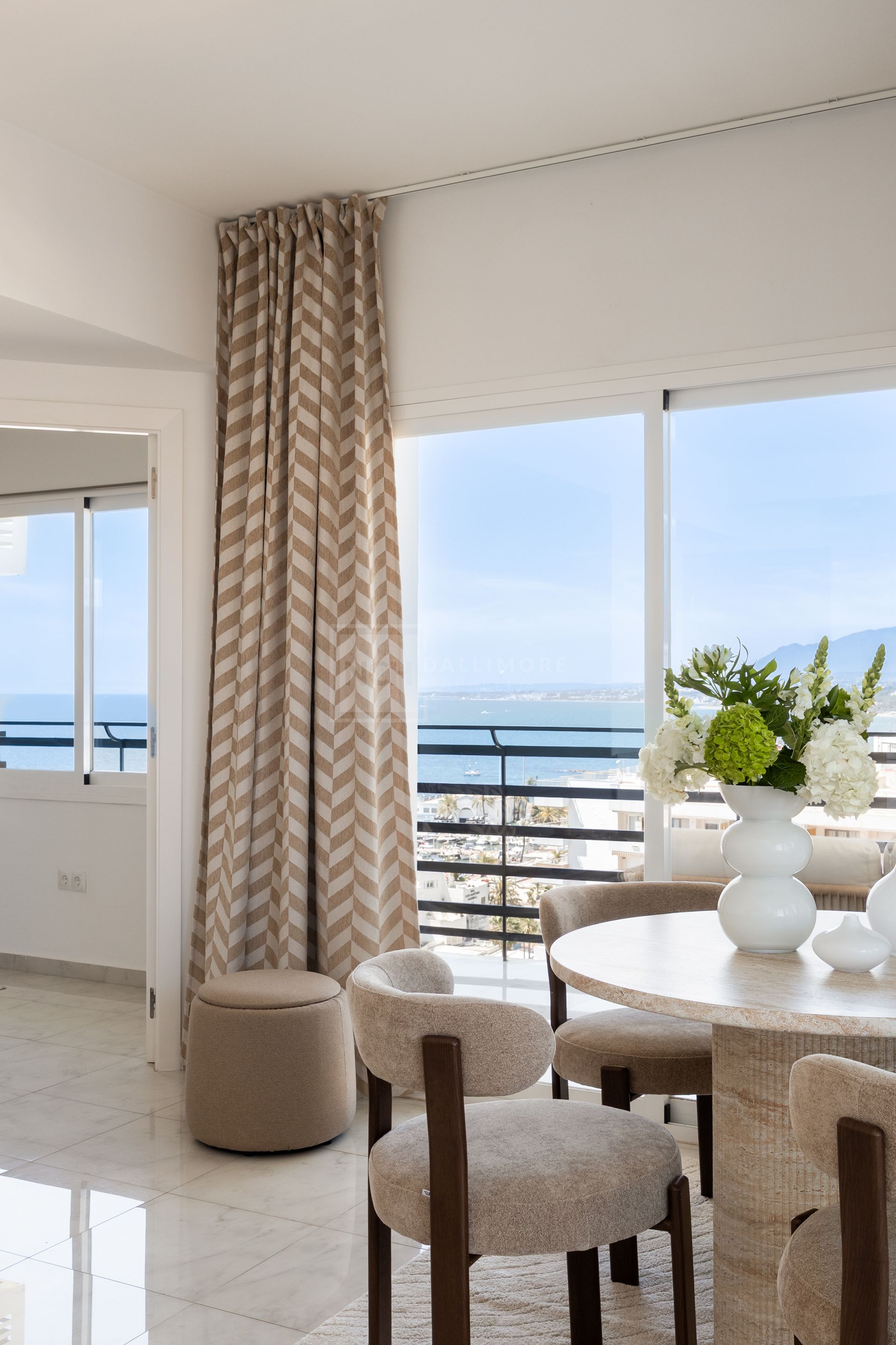 Beachfront apartment in the heart of Marbella