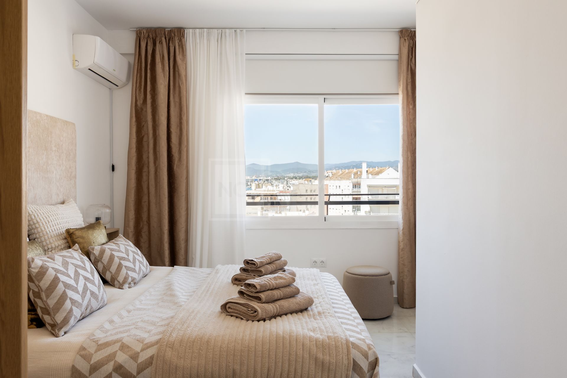 Beachfront apartment in the heart of Marbella