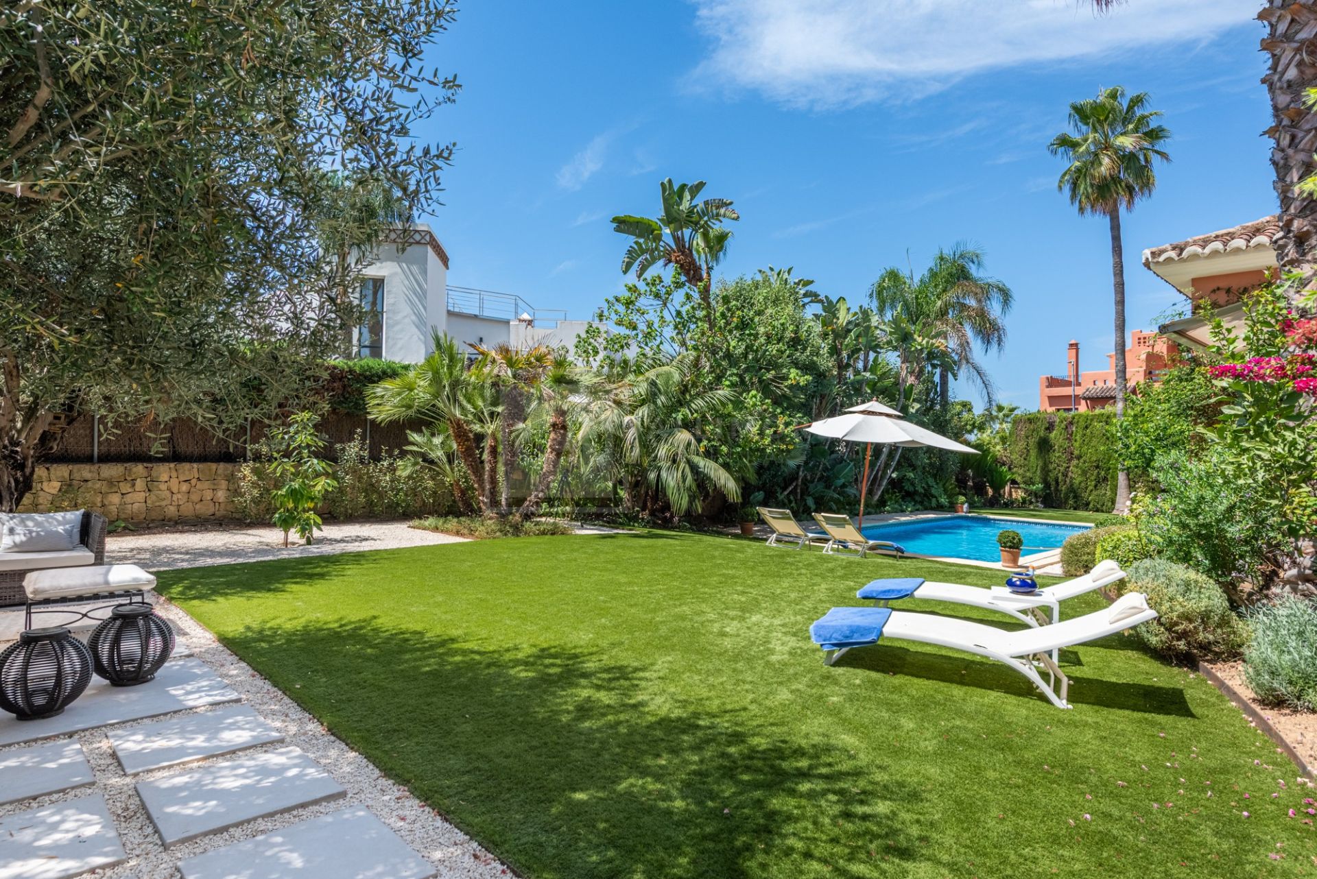 Beautiful Home in Gated Community on Marbella's Golden Mile