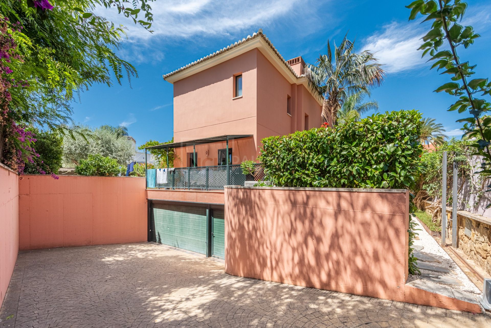 Beautiful Home in Gated Community on Marbella's Golden Mile