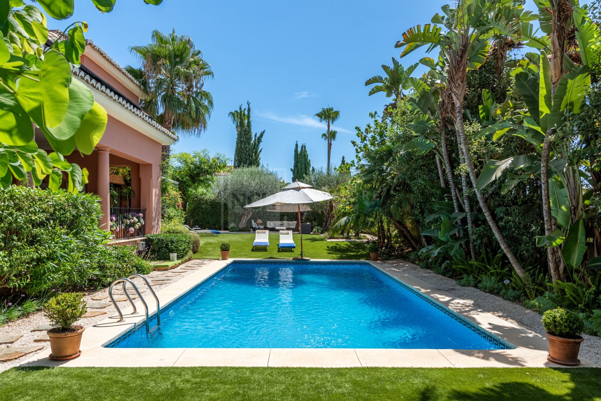 Beautiful Home in Gated Community on Marbella's Golden Mile