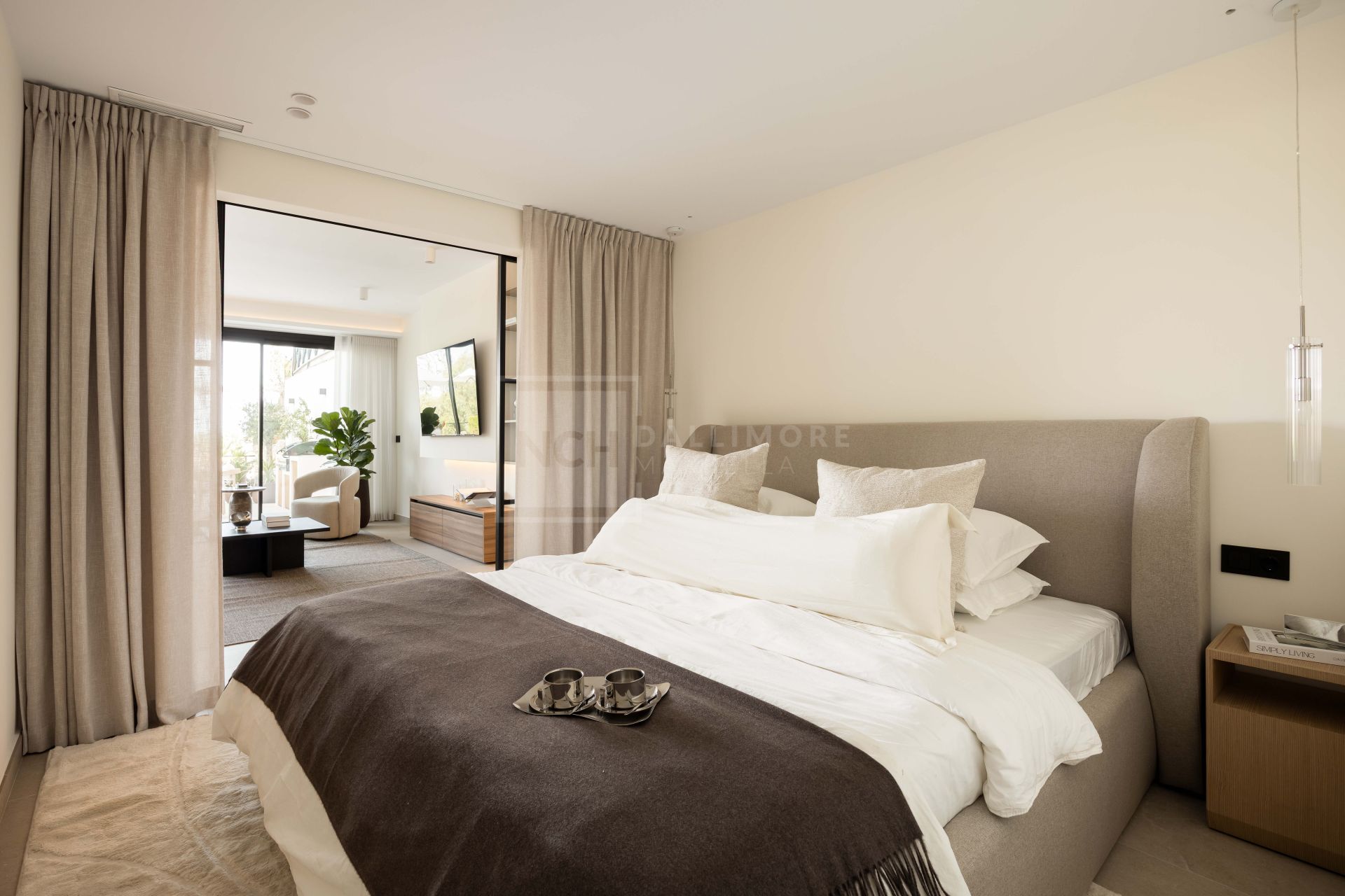 Luxury Ground Floor Apartment in Les Belvederes, Nueva Andalucía