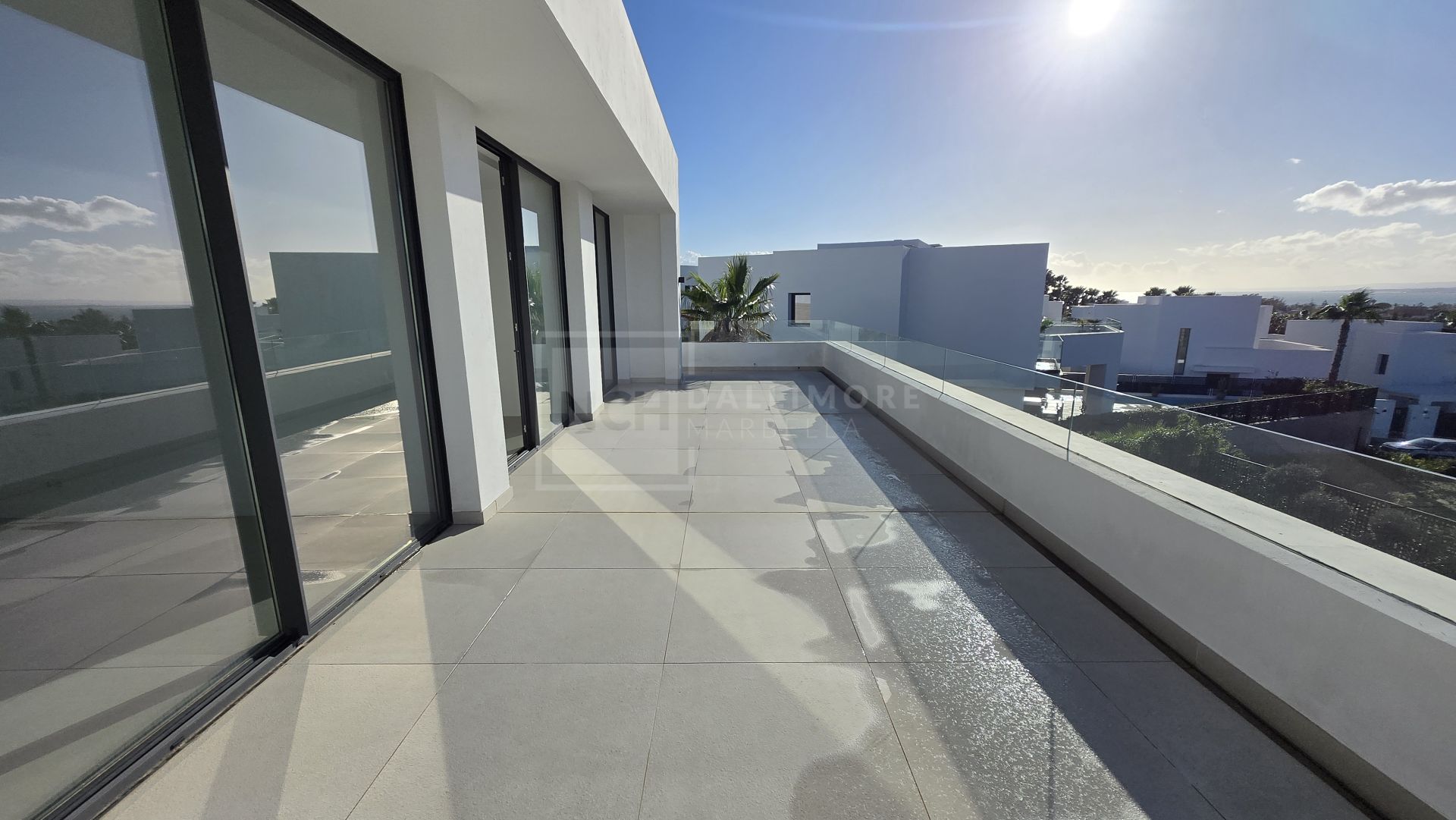 Exquisita villa de lujo de cuatro dormitorios en La Finca de Marbella, Marbella Este