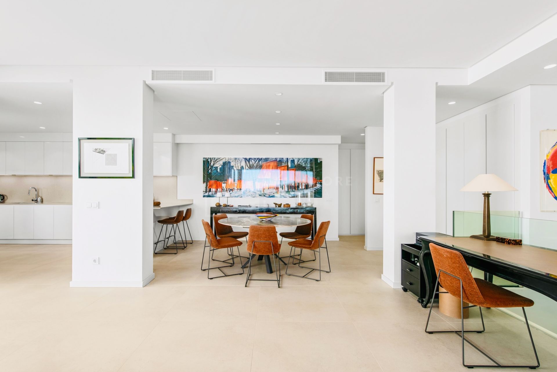 Exceptional 3-Bed Duplex with Private Garden and Panoramic Views