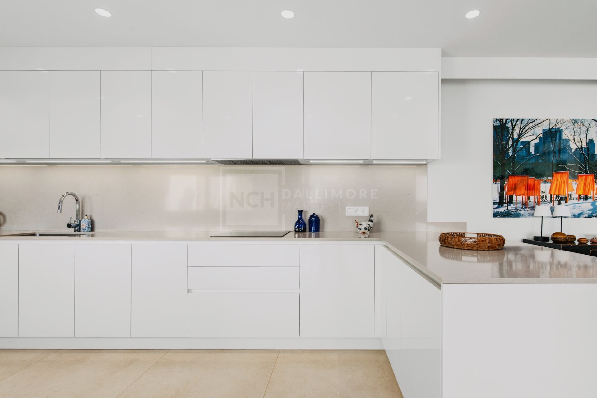 Exceptional 3-Bed Duplex with Private Garden and Panoramic Views