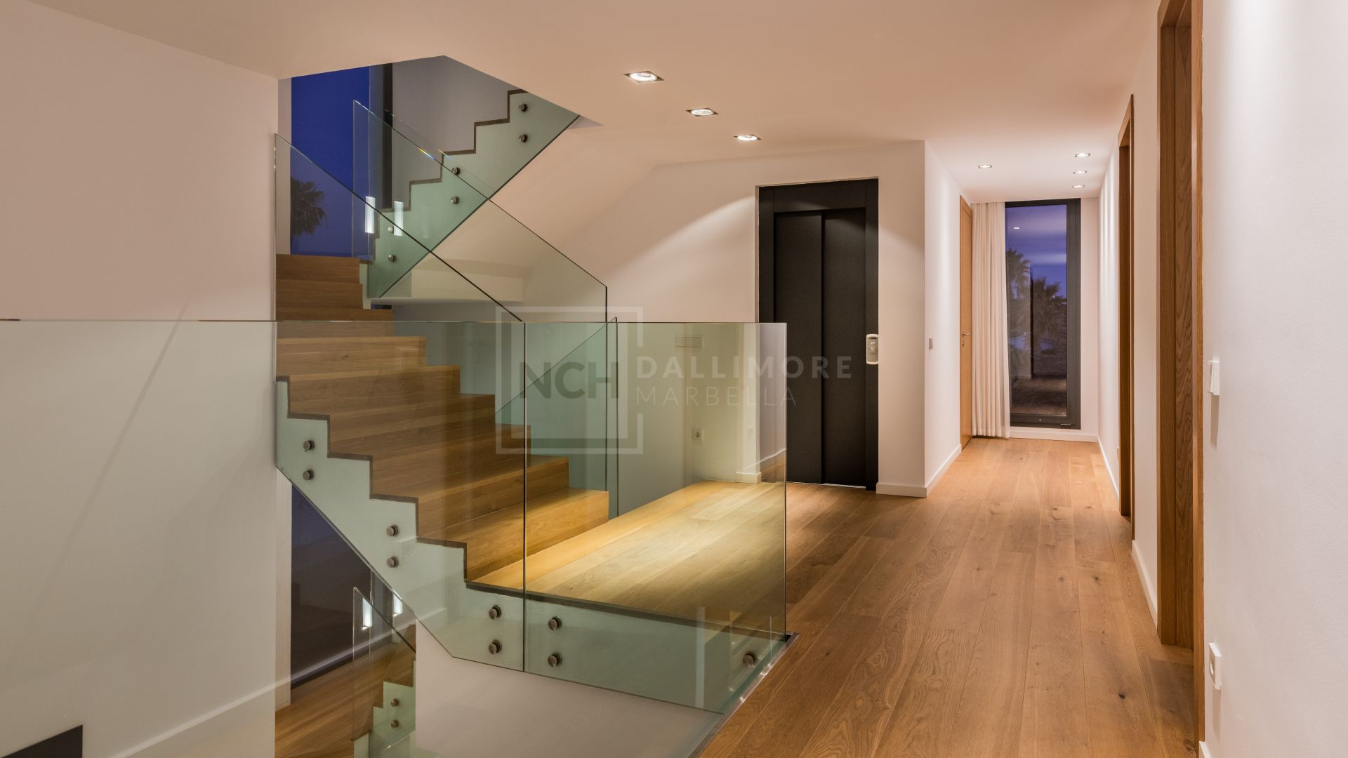 Frontline Beach Villa in Costabella, Marbella