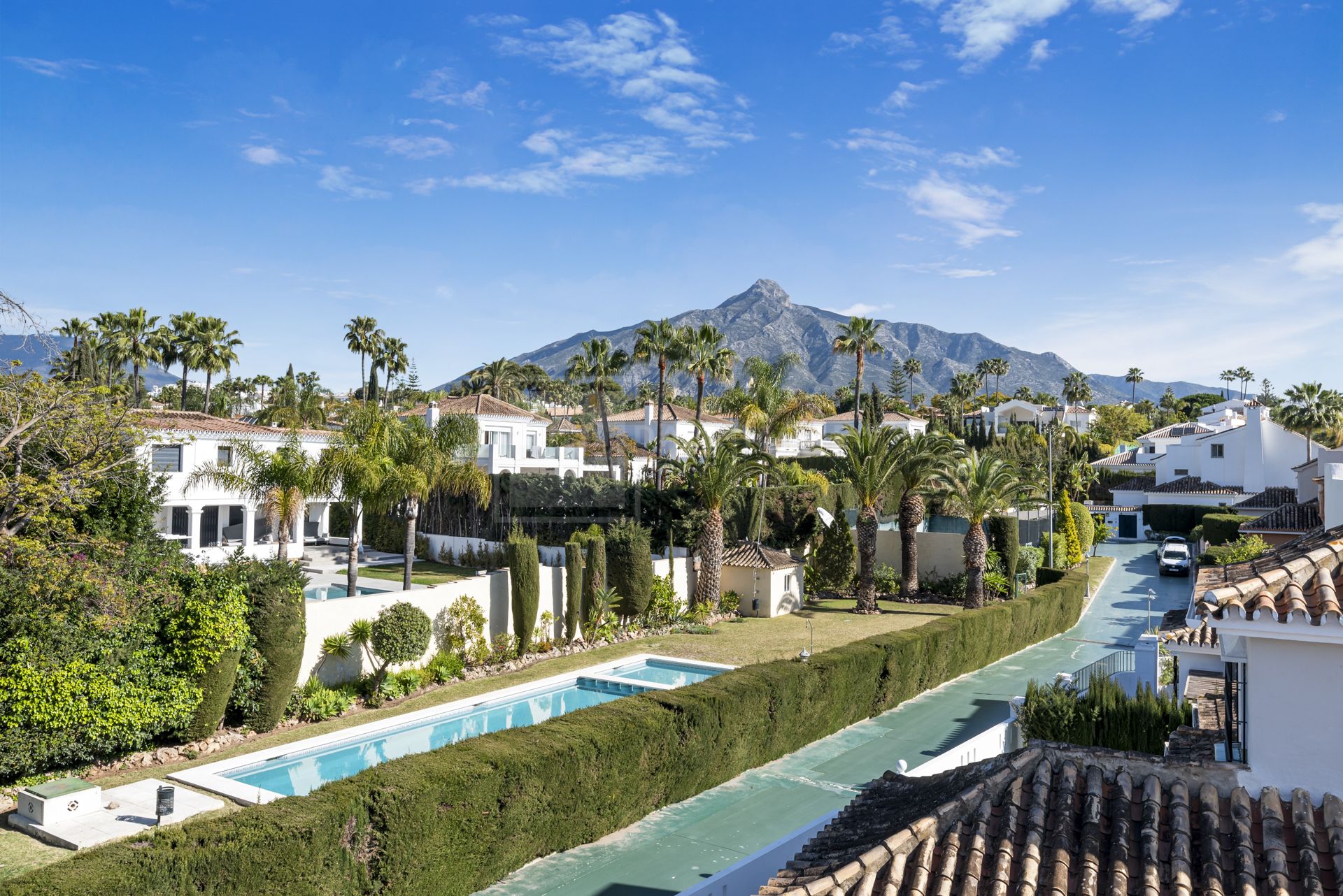Modern Luxury Villa in Parcelas Del Golf