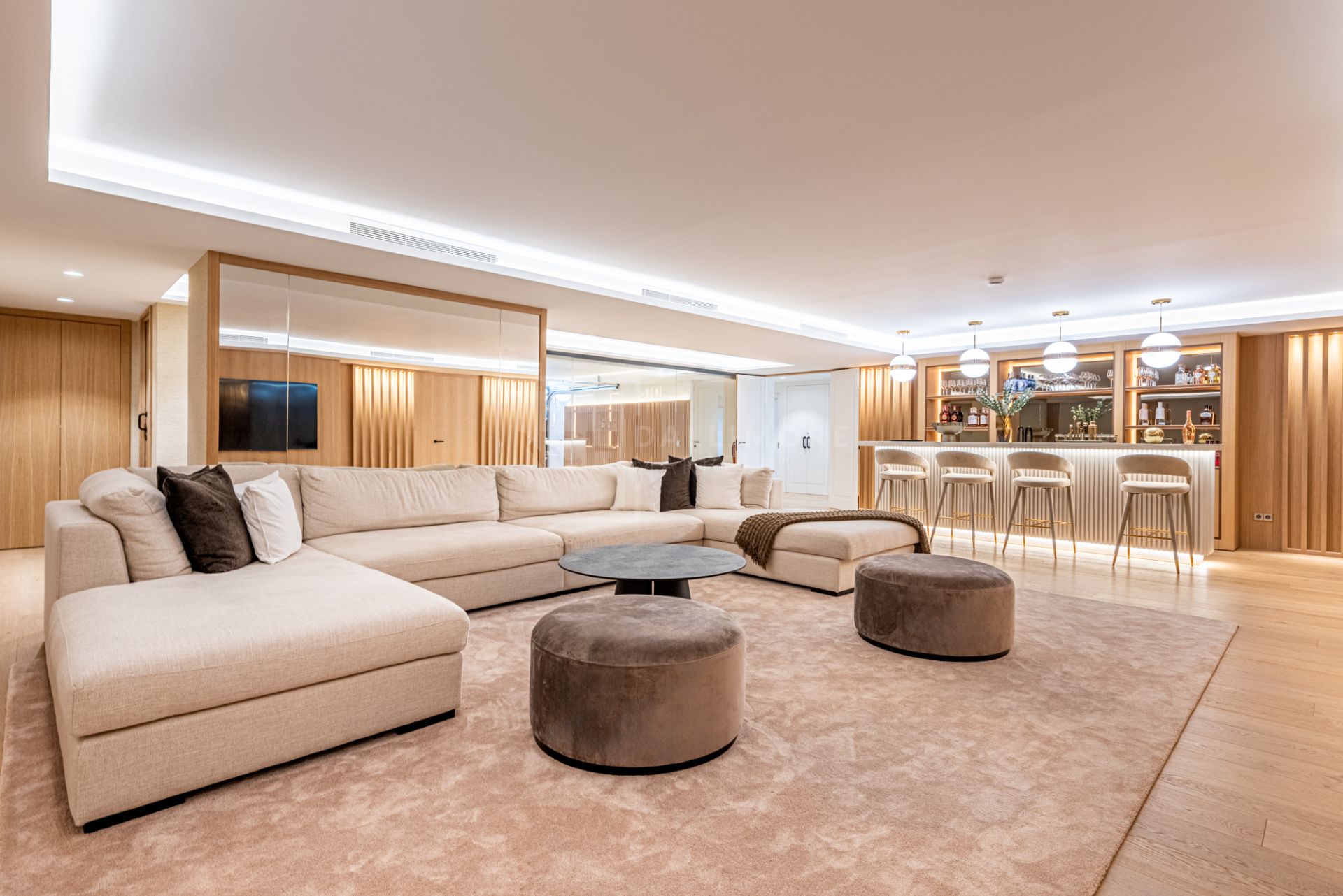 Stunning Luxury Villa in Sierra Blanca for Short-Term Rental
