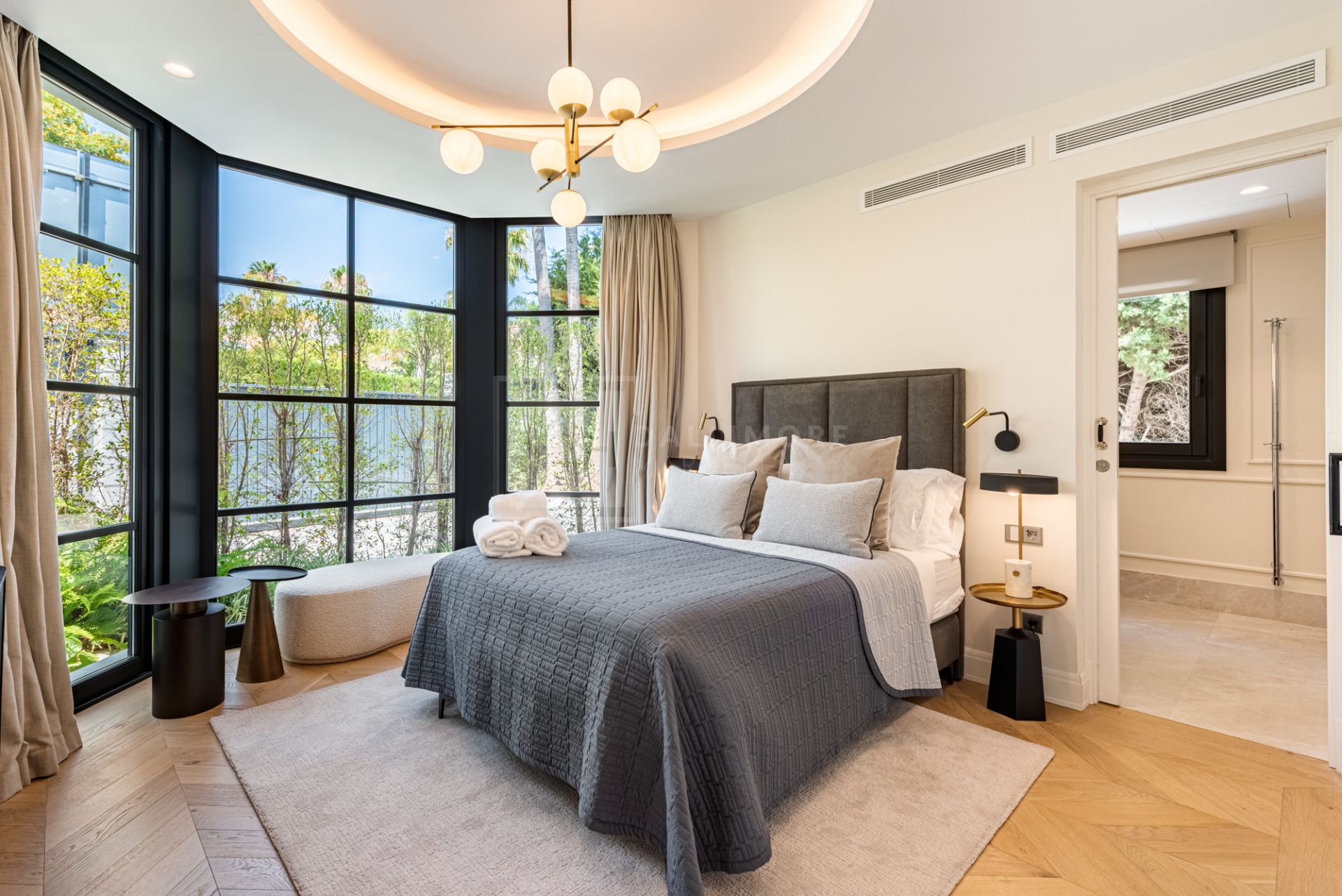 Stunning Luxury Villa in Sierra Blanca for Short-Term Rental