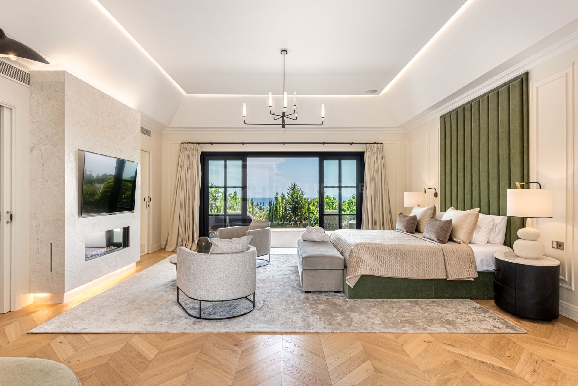 Stunning Luxury Villa in Sierra Blanca for Short-Term Rental