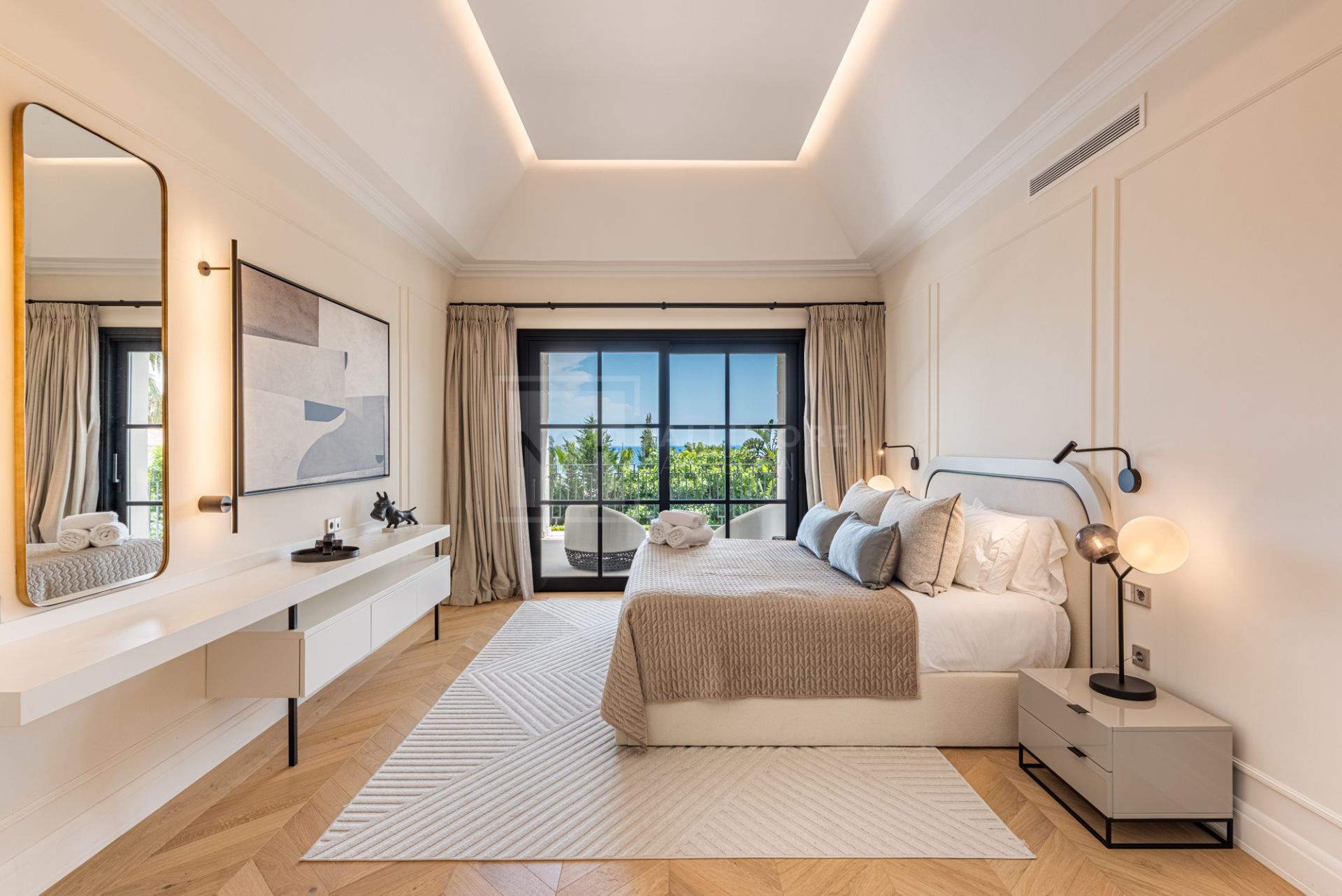 Stunning Luxury Villa in Sierra Blanca for Short-Term Rental