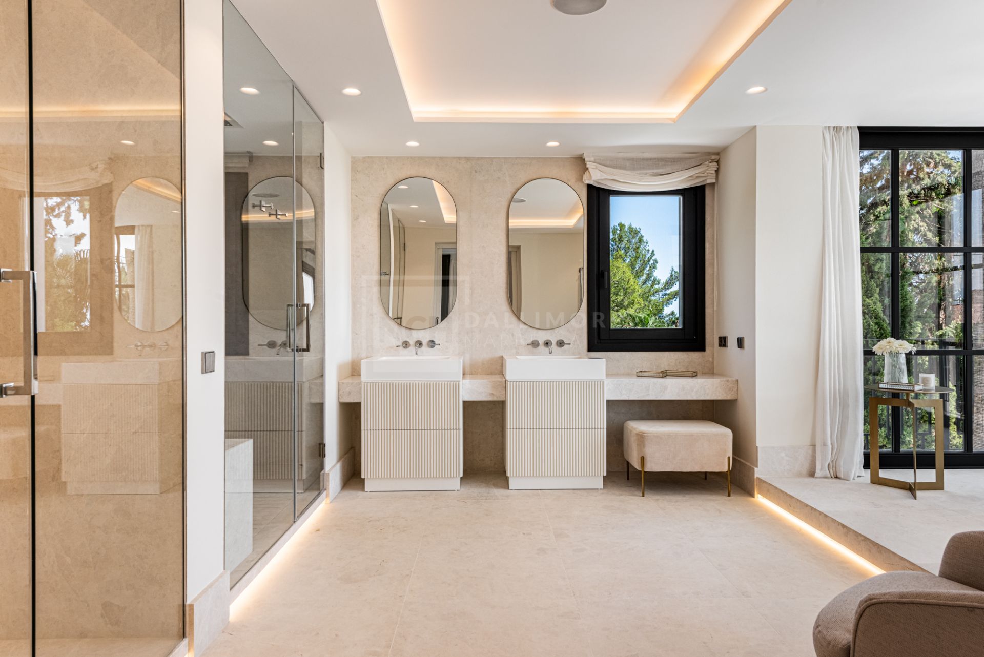 Stunning Luxury Villa in Sierra Blanca for Short-Term Rental