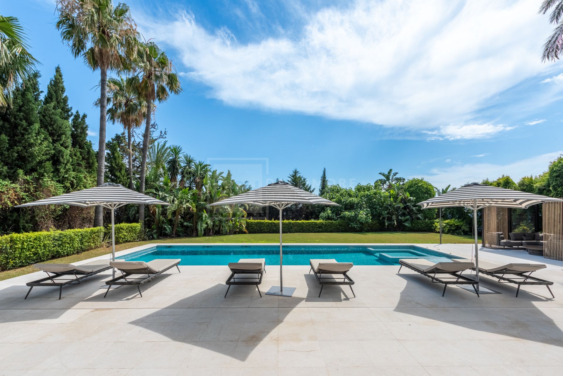 Stunning Luxury Villa in Sierra Blanca for Short-Term Rental