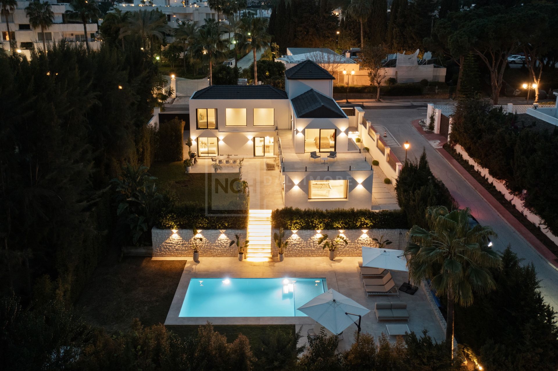 Modern Villa Close to Las Brisas Golf, Nueva Andalucia