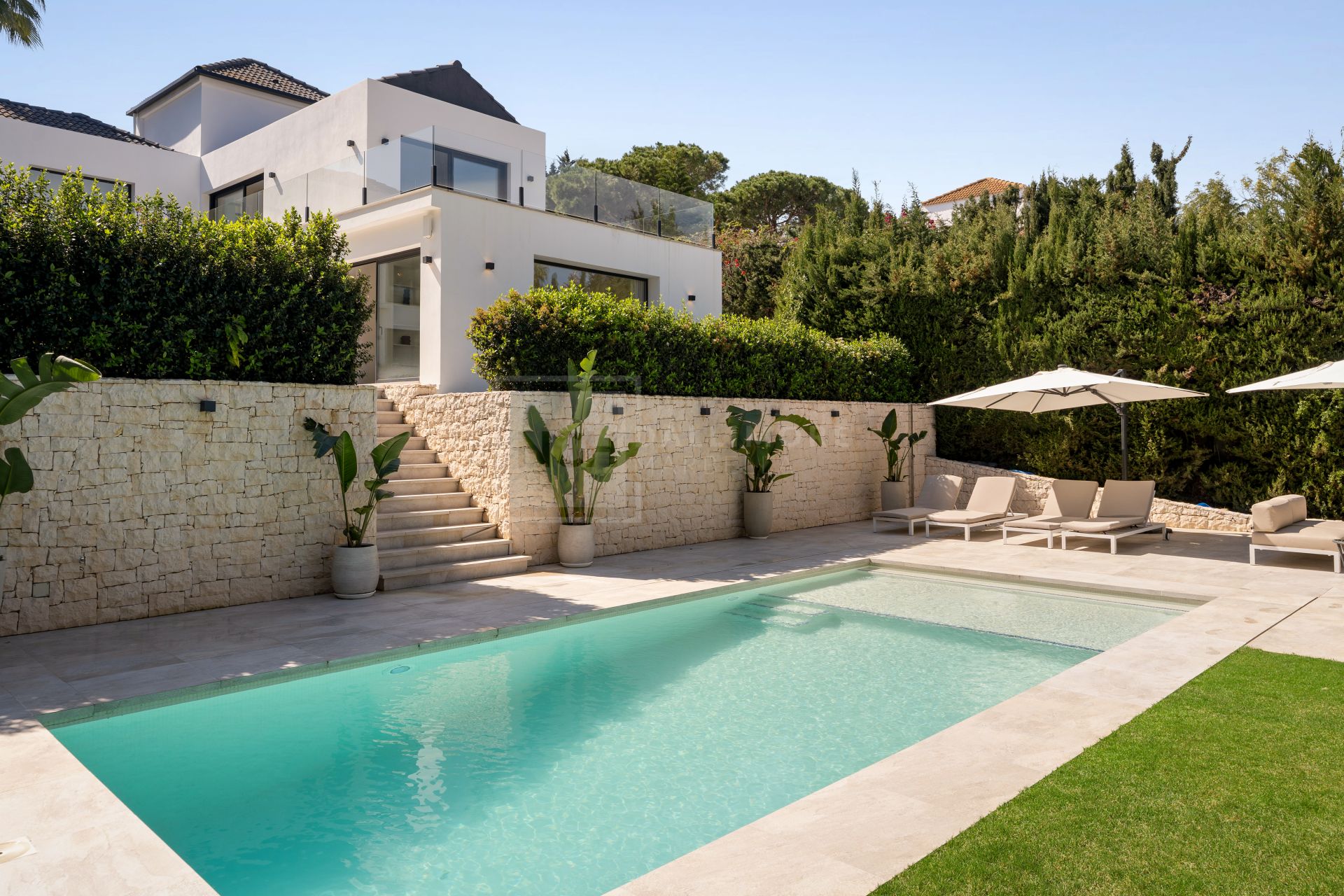 Modern Villa Close to Las Brisas Golf, Nueva Andalucia