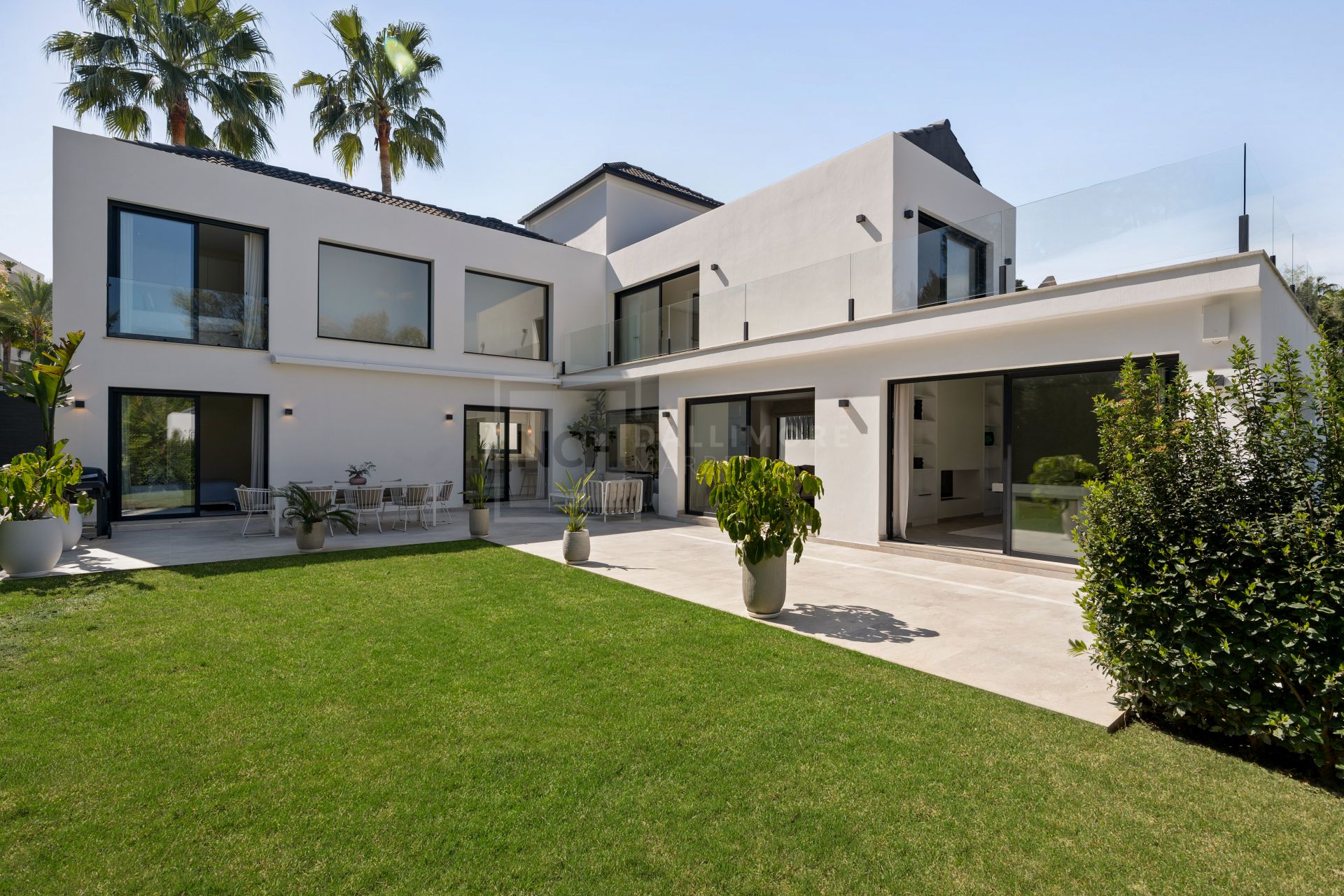 Modern Villa Close to Las Brisas Golf, Nueva Andalucia
