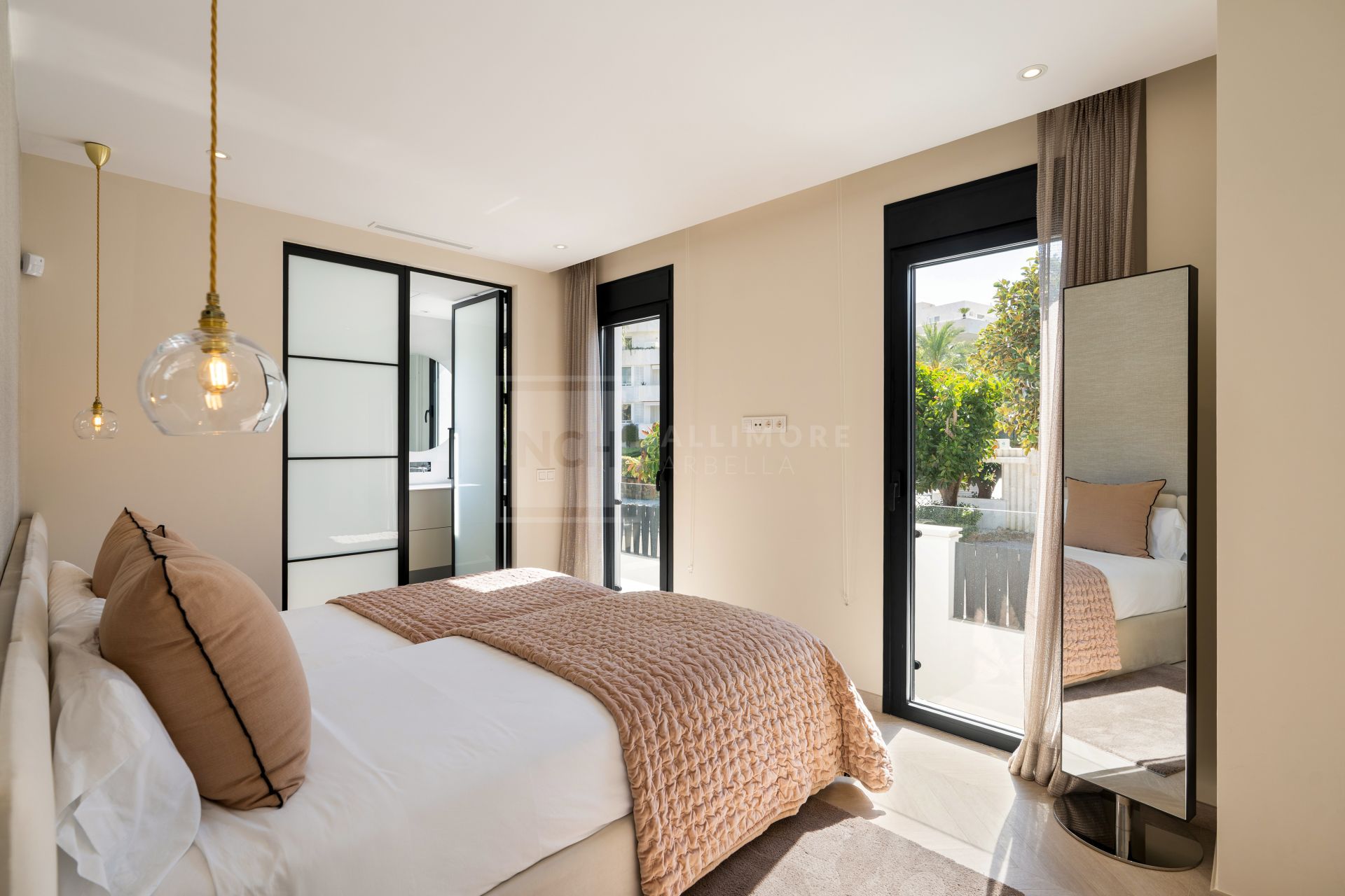 Modern Villa Close to Las Brisas Golf, Nueva Andalucia