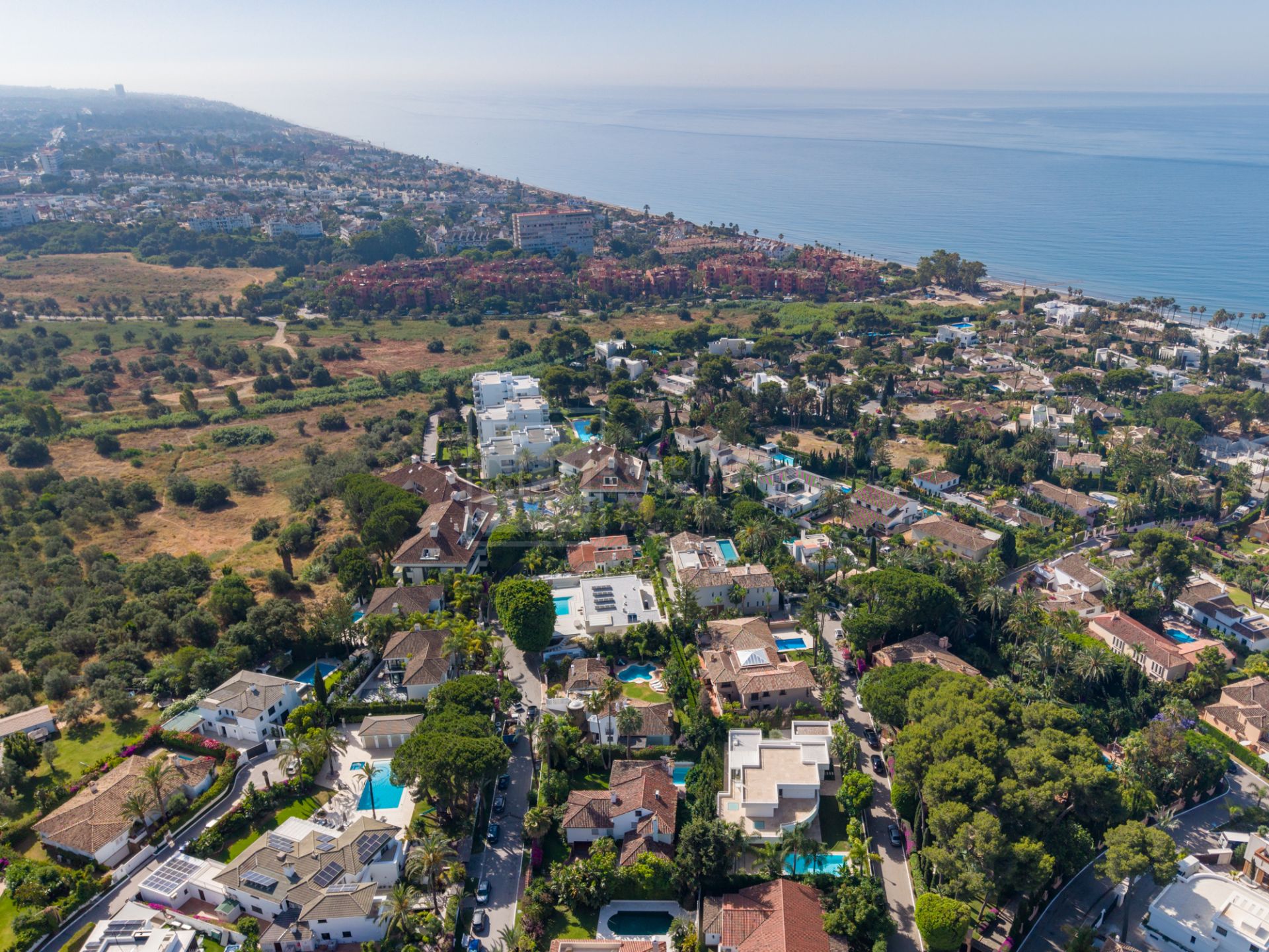 Hermosa villa clásica andaluza en Los Monteros, Marbella Este