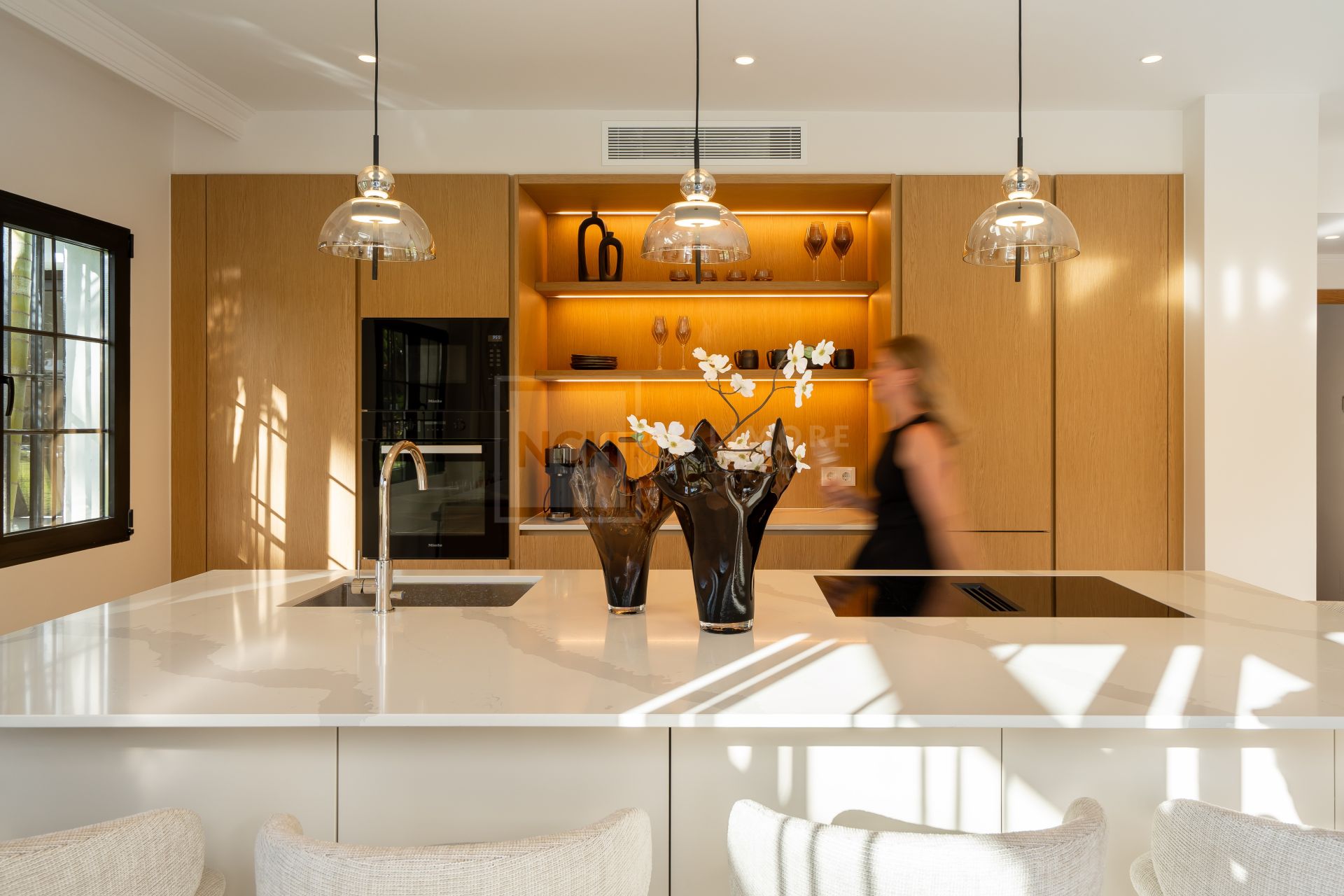 Apartamento de 3 dormitorios totalmente renovado en el Iconic Aldea Blanca, Nueva Andalucia