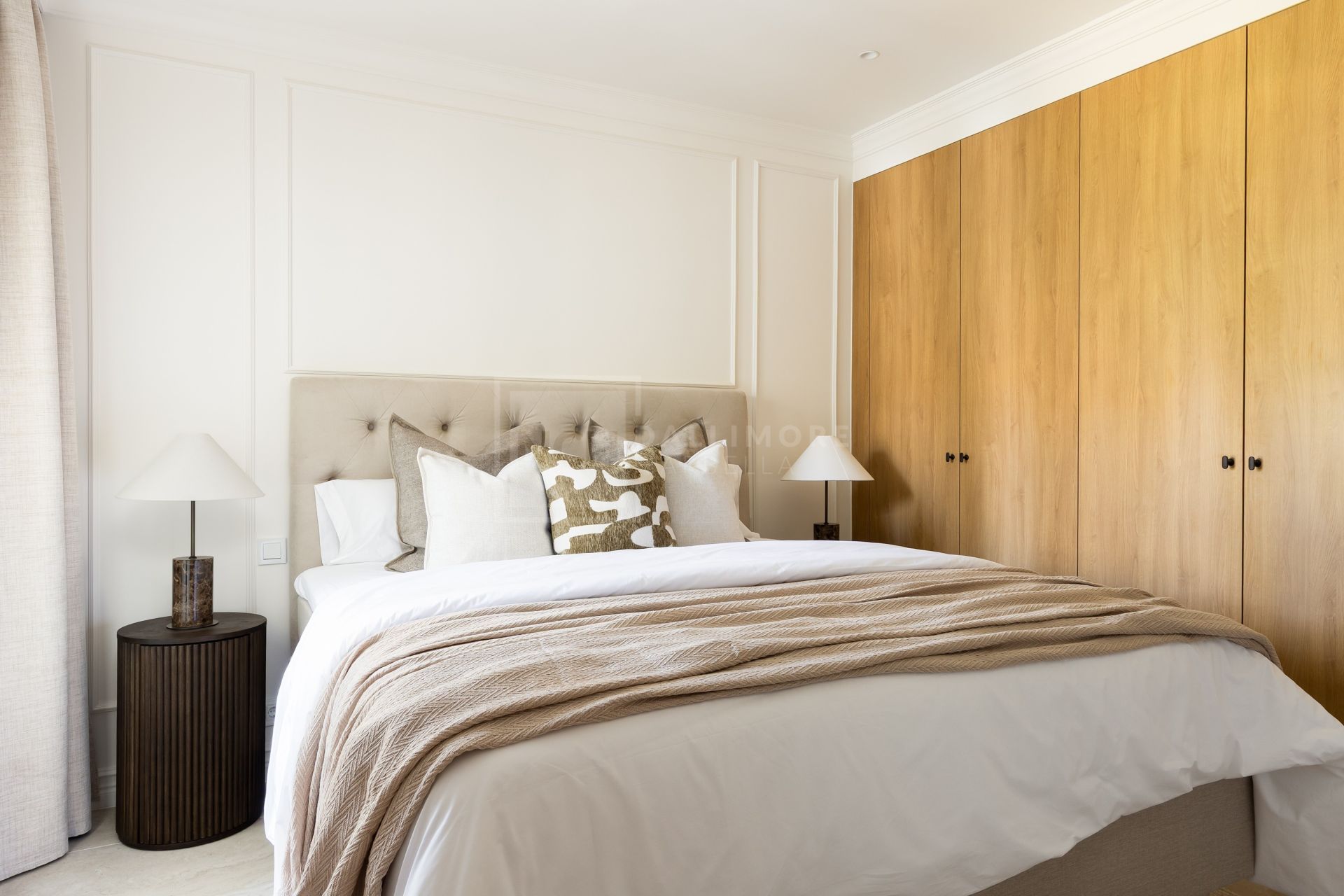 Apartamento de 3 dormitorios totalmente renovado en el Iconic Aldea Blanca, Nueva Andalucia