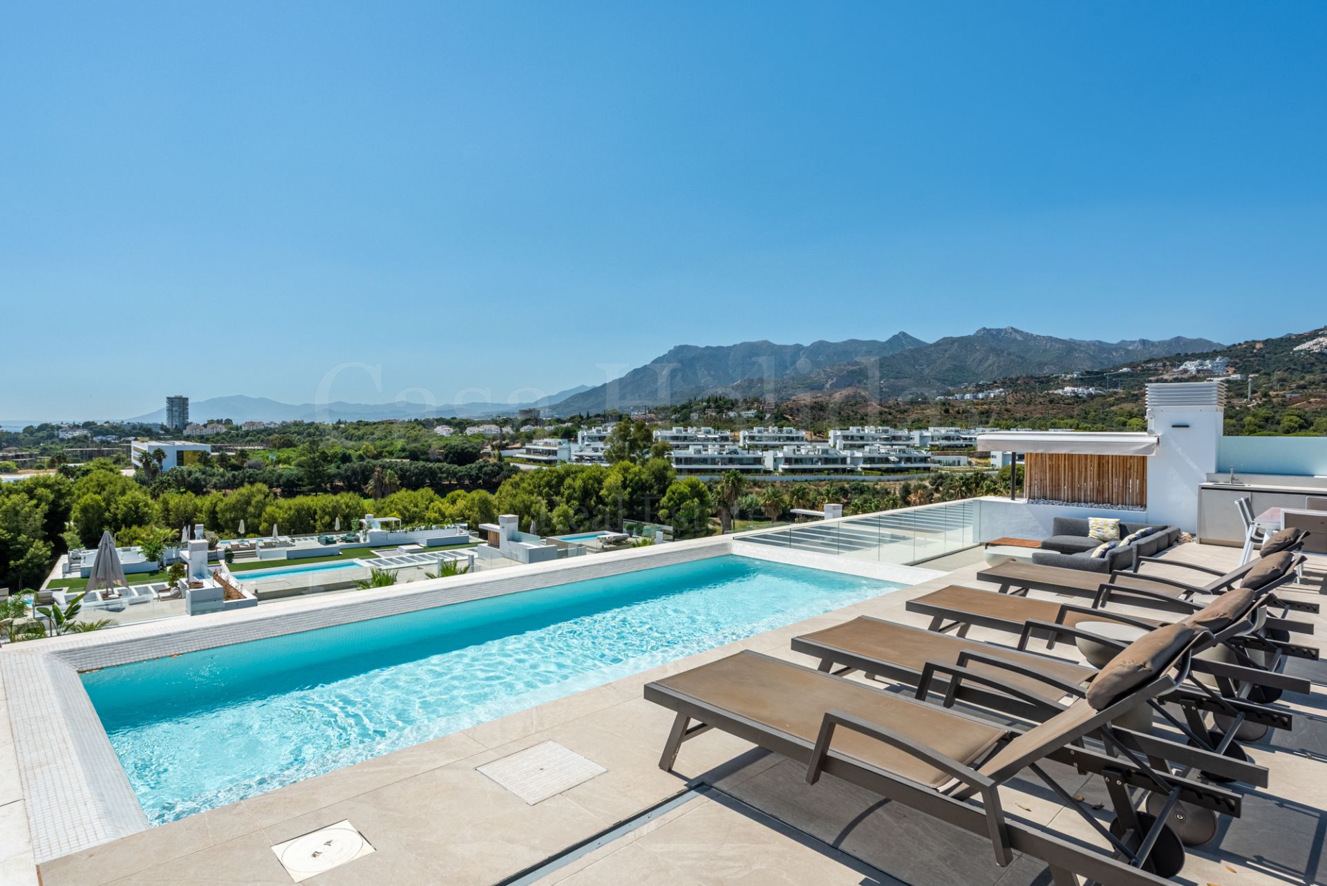 Ático en Santa Clara, Marbella