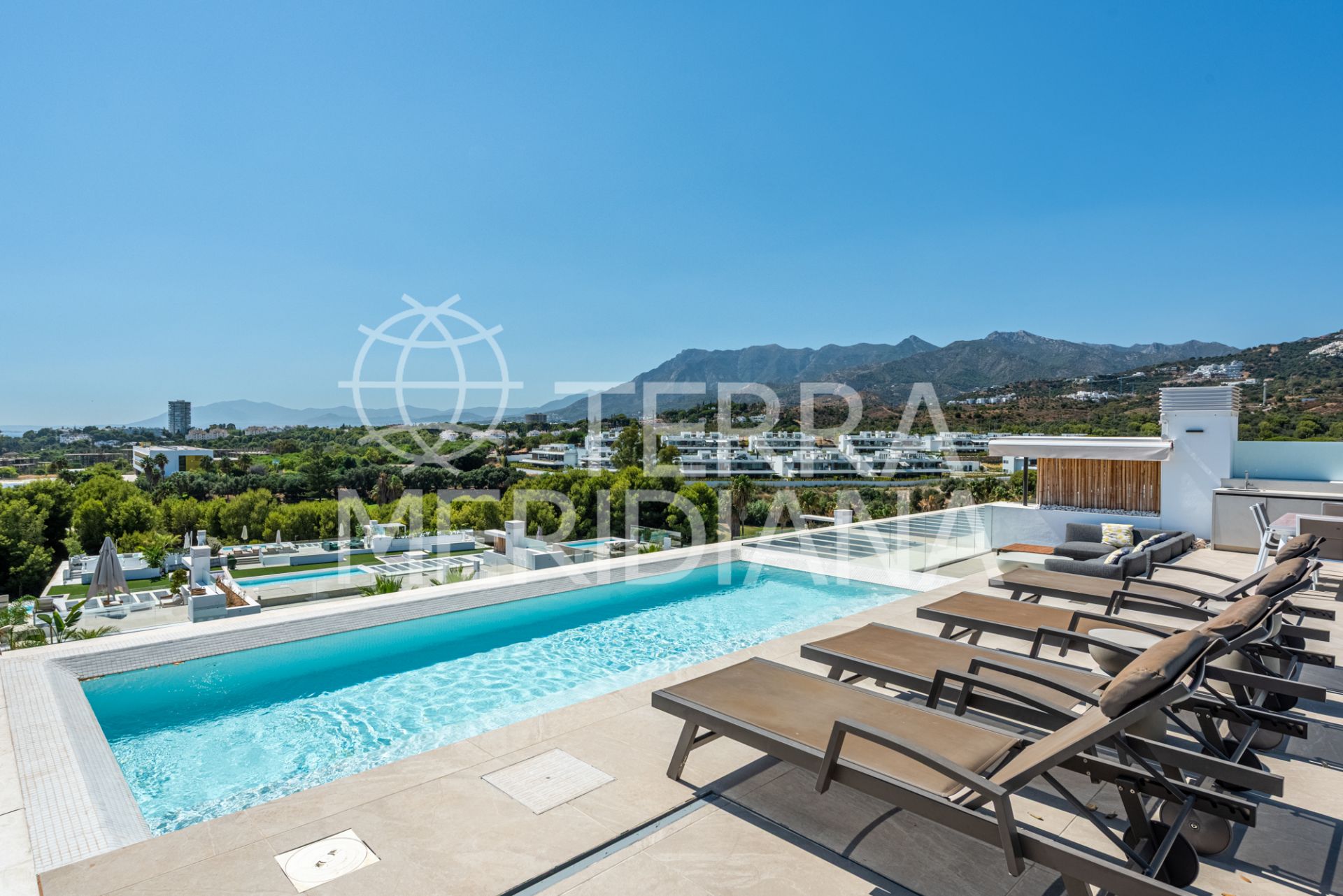 Penthouse in Santa Clara, Marbella