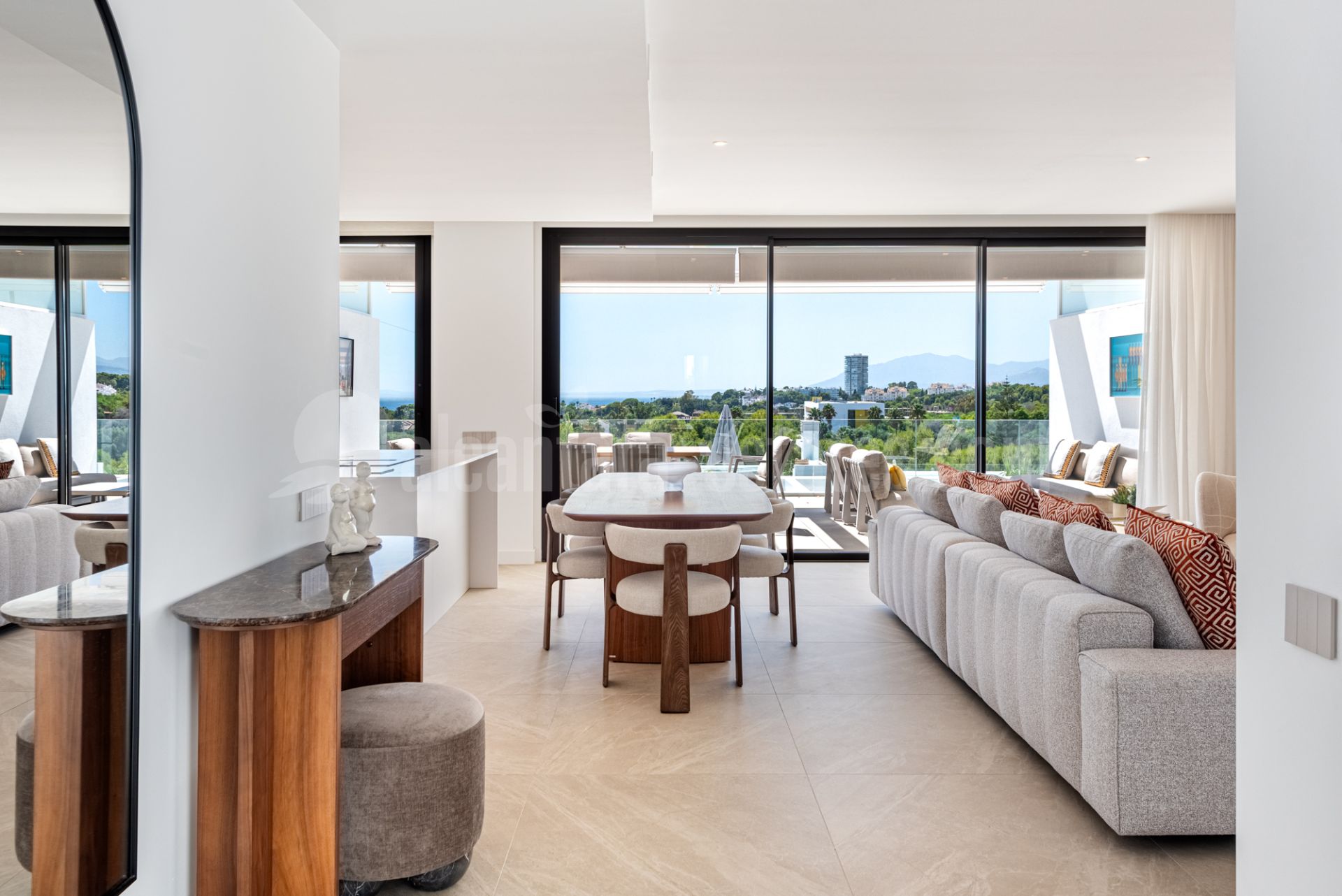 Penthouse in Santa Clara, Marbella