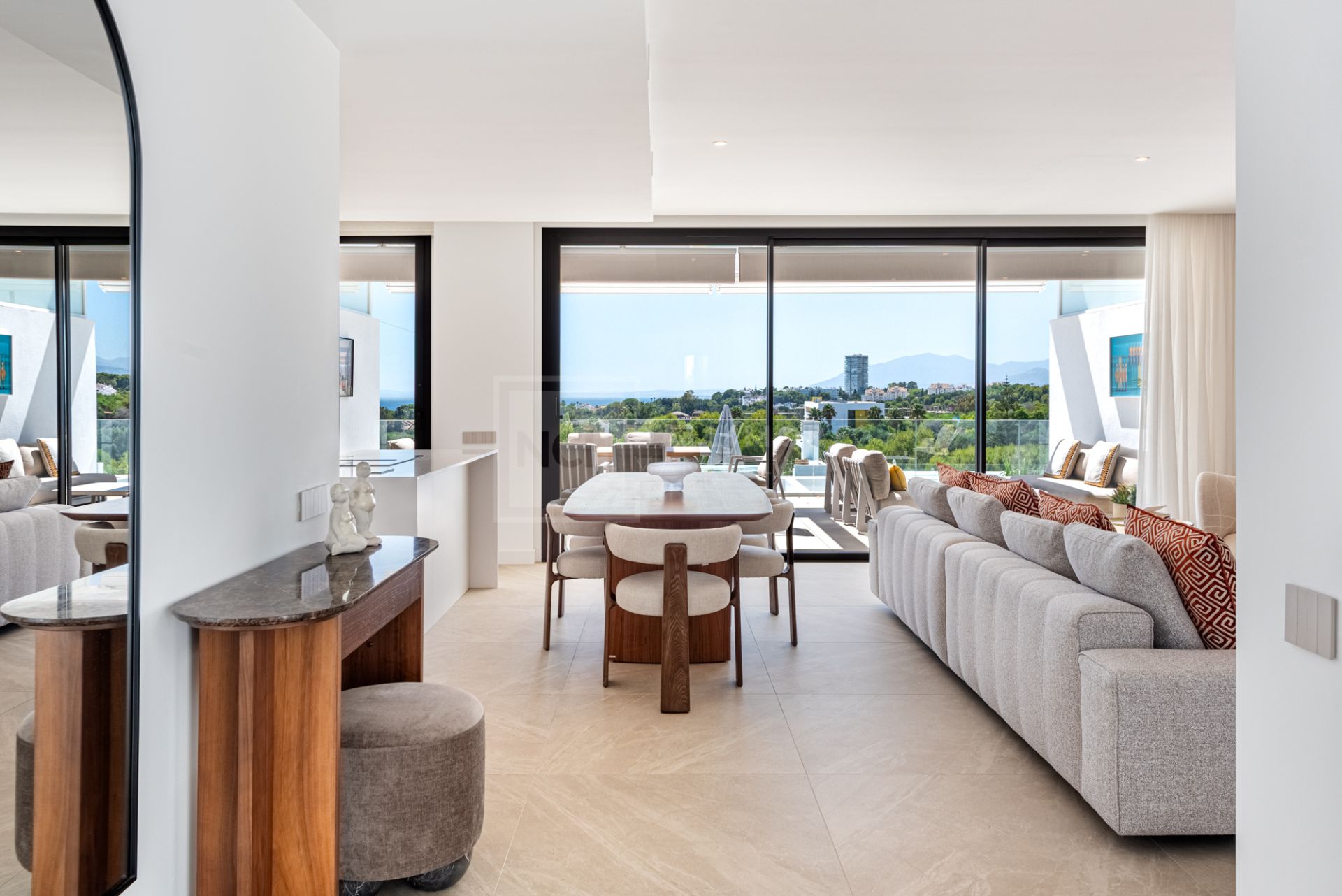 Brand-New 2-Bedroom Penthouse with Private Rooftop Pool in Soul Marbella