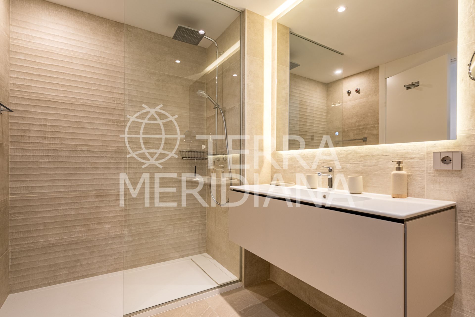 Penthouse in Santa Clara, Marbella