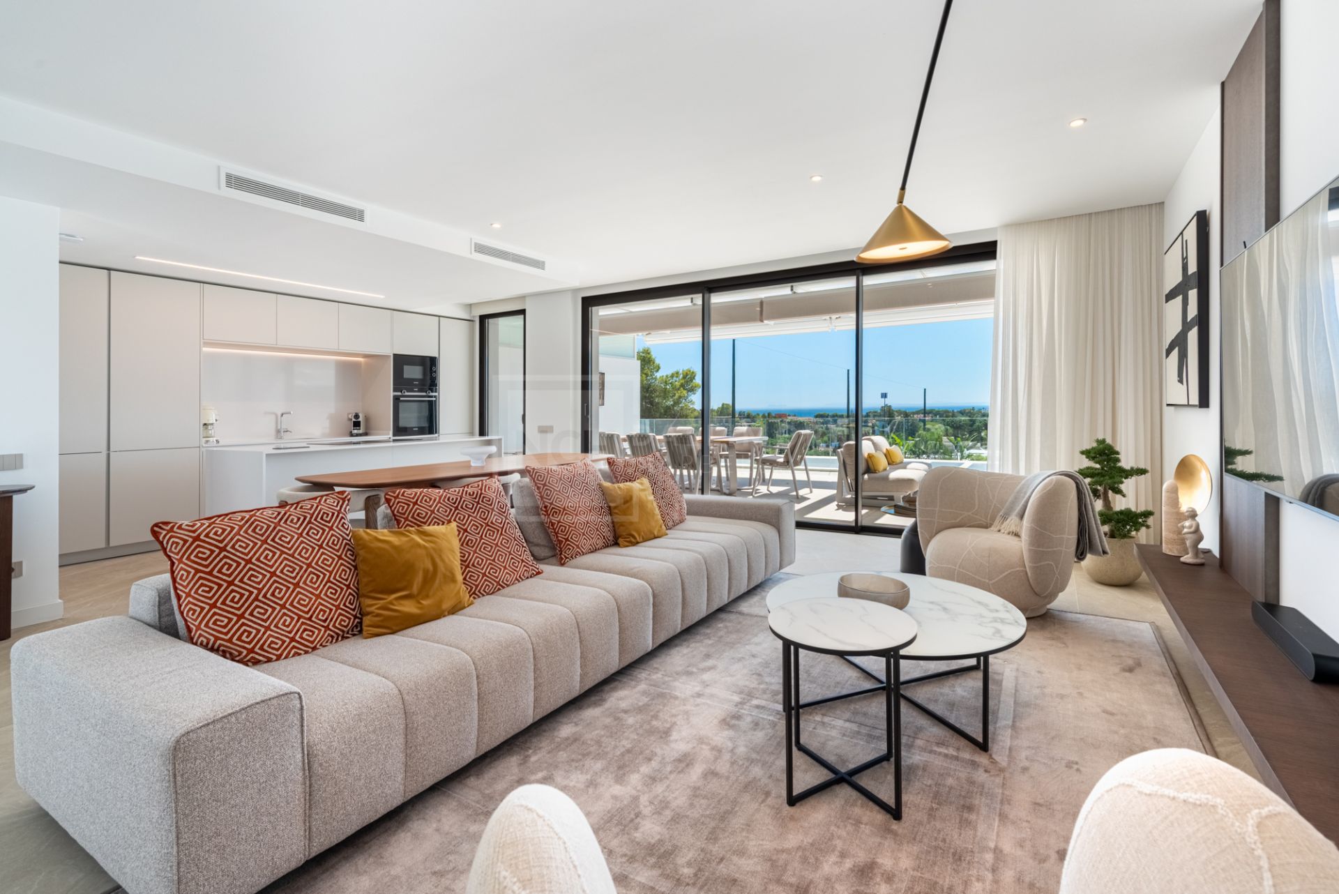 Brand-New 2-Bedroom Penthouse with Private Rooftop Pool in Soul Marbella