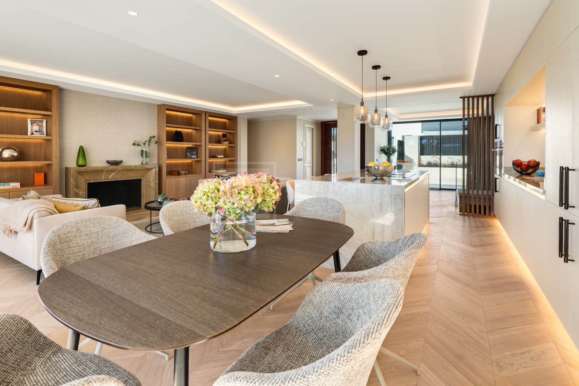 Villa Alboran - Fully Refurbished Villa Located in Elviria - East Marbella